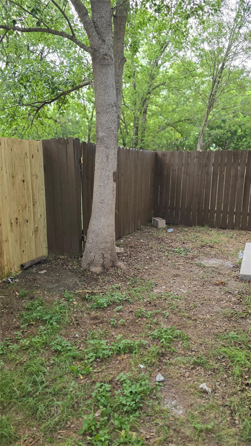 101 S Lockhart St # C, Manor, TX 78653