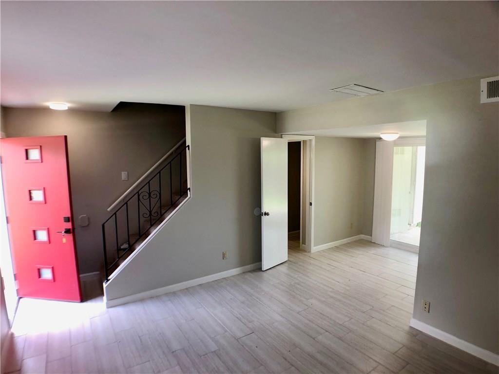 8502 Woodstone Dr, Austin, TX 78757