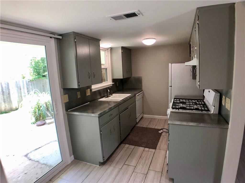 8502 Woodstone Dr, Austin, TX 78757