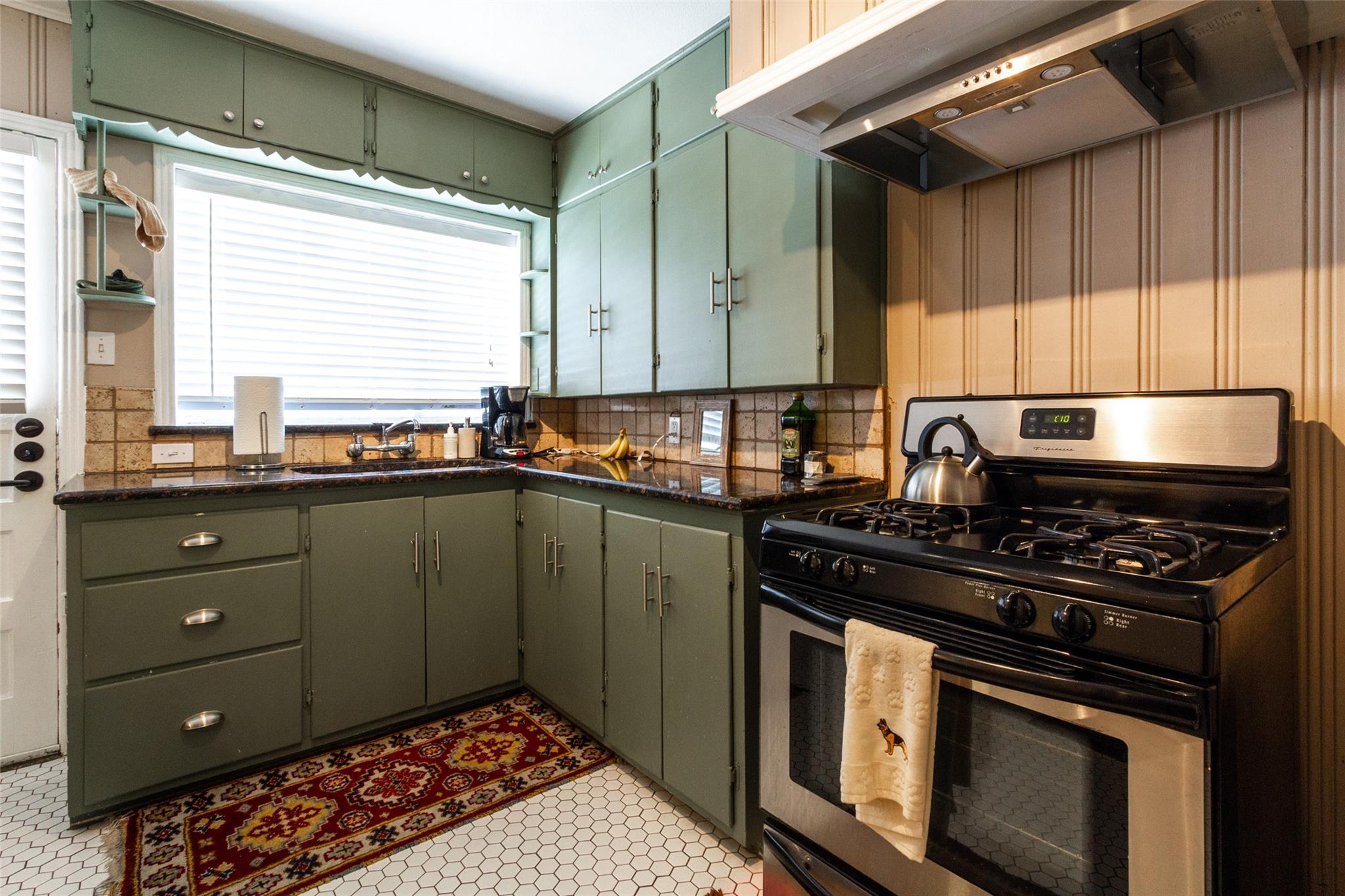 3309 Grooms St # 202, Austin, TX 78705