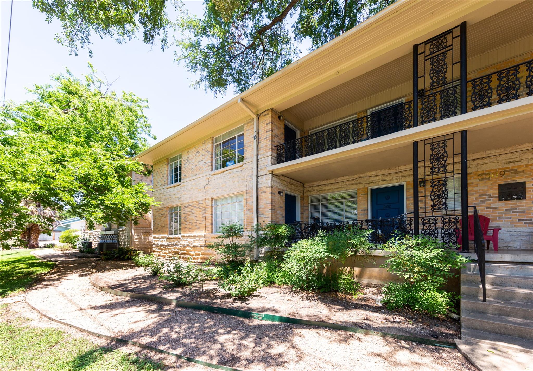 3309 Grooms St # 202, Austin, TX 78705