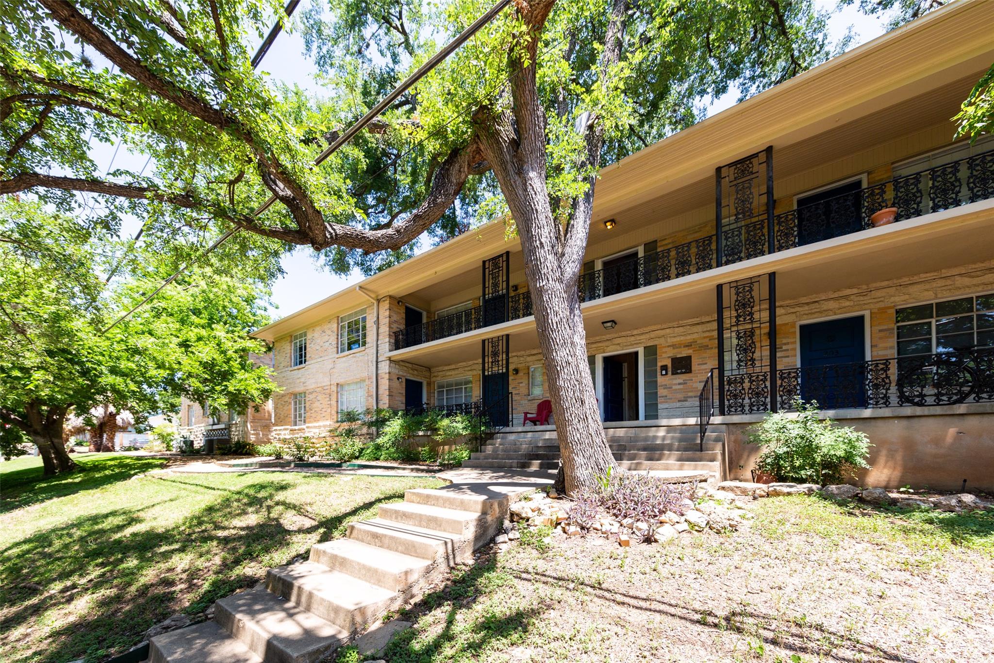 3309 Grooms St # 202, Austin, TX 78705
