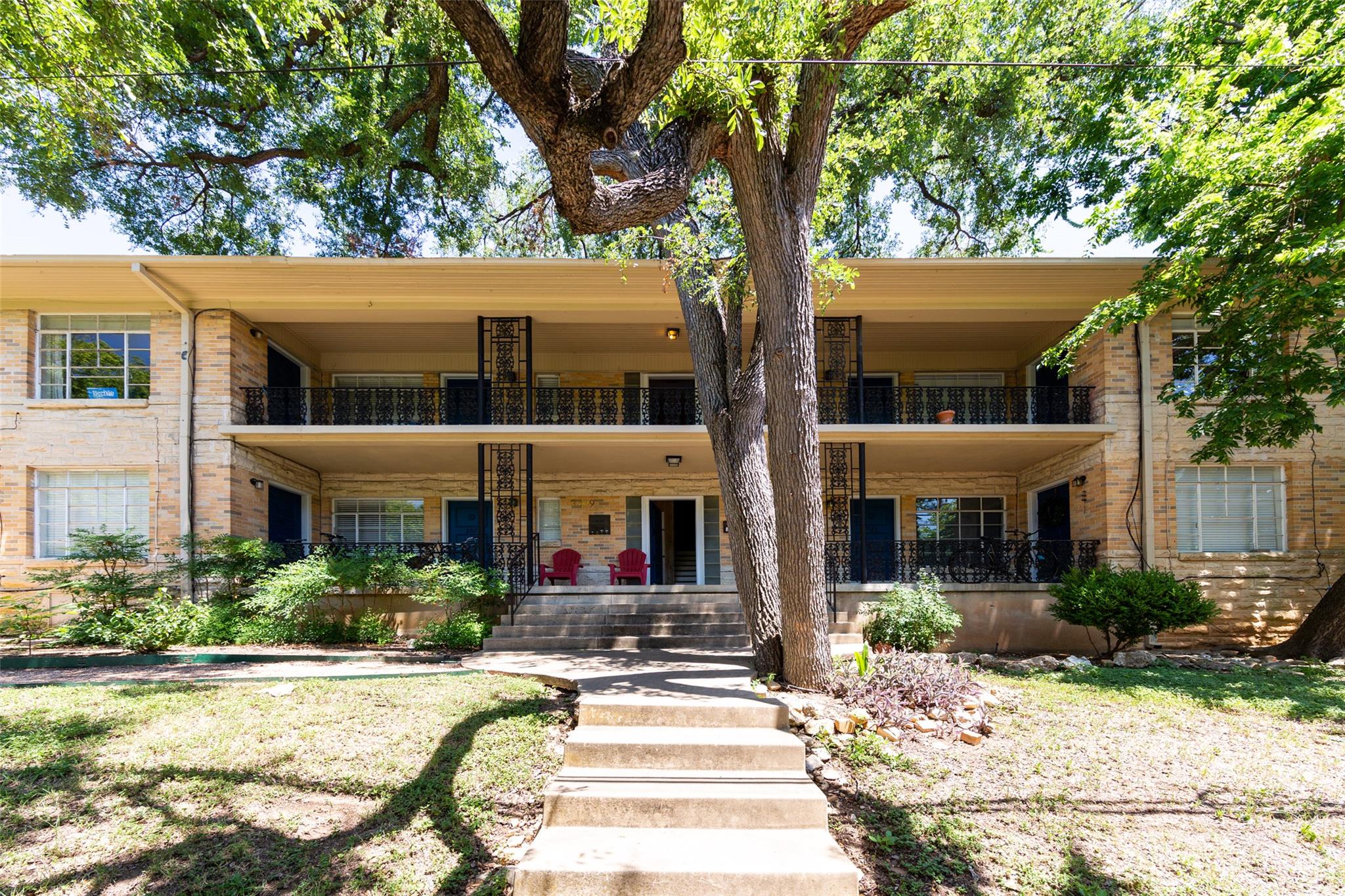 3309 Grooms St # 202, Austin, TX 78705