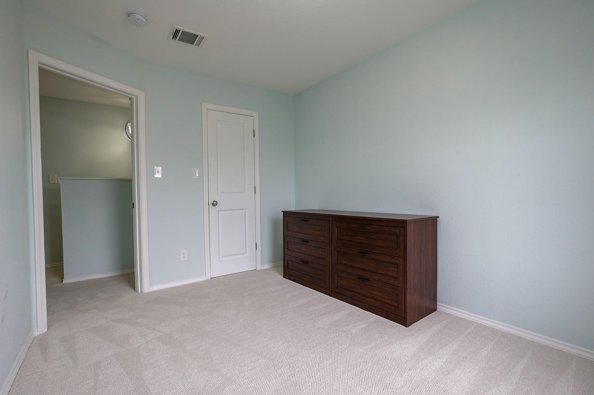 1712 Southwestern Dr, Round Rock, TX 78664
