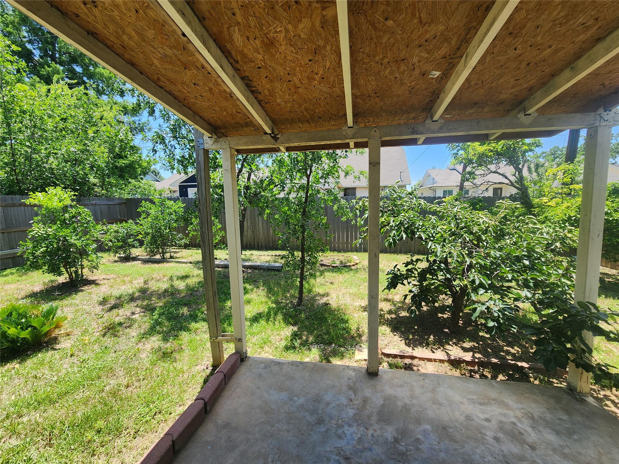 1712 Southwestern Dr, Round Rock, TX 78664
