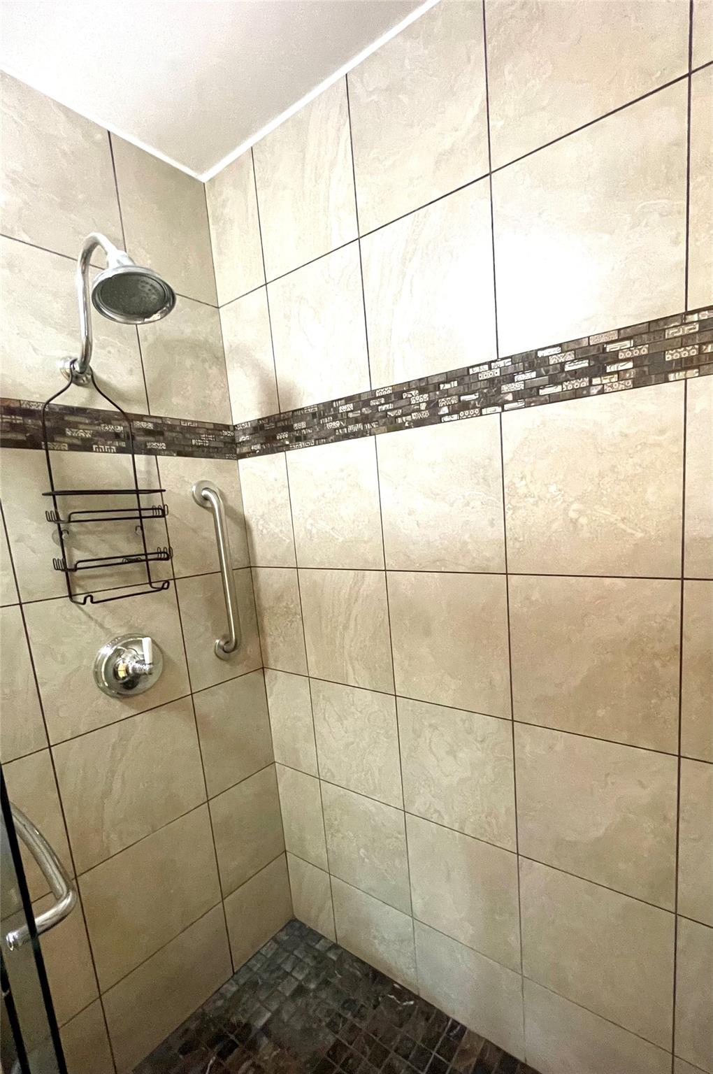 40 N Interstate 35 # 4C2, Austin, TX 78701