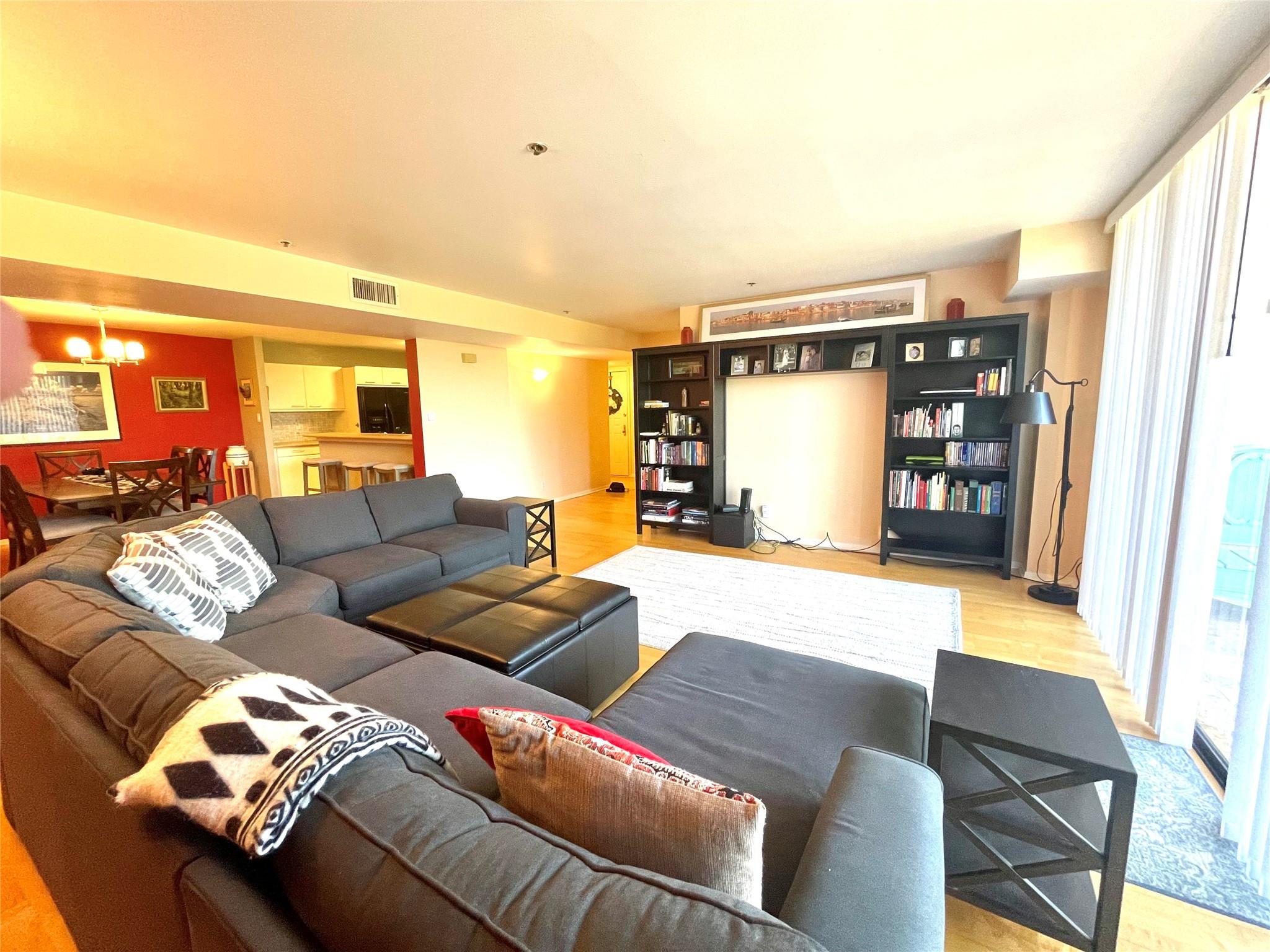 40 N Interstate 35 # 4C2, Austin, TX 78701