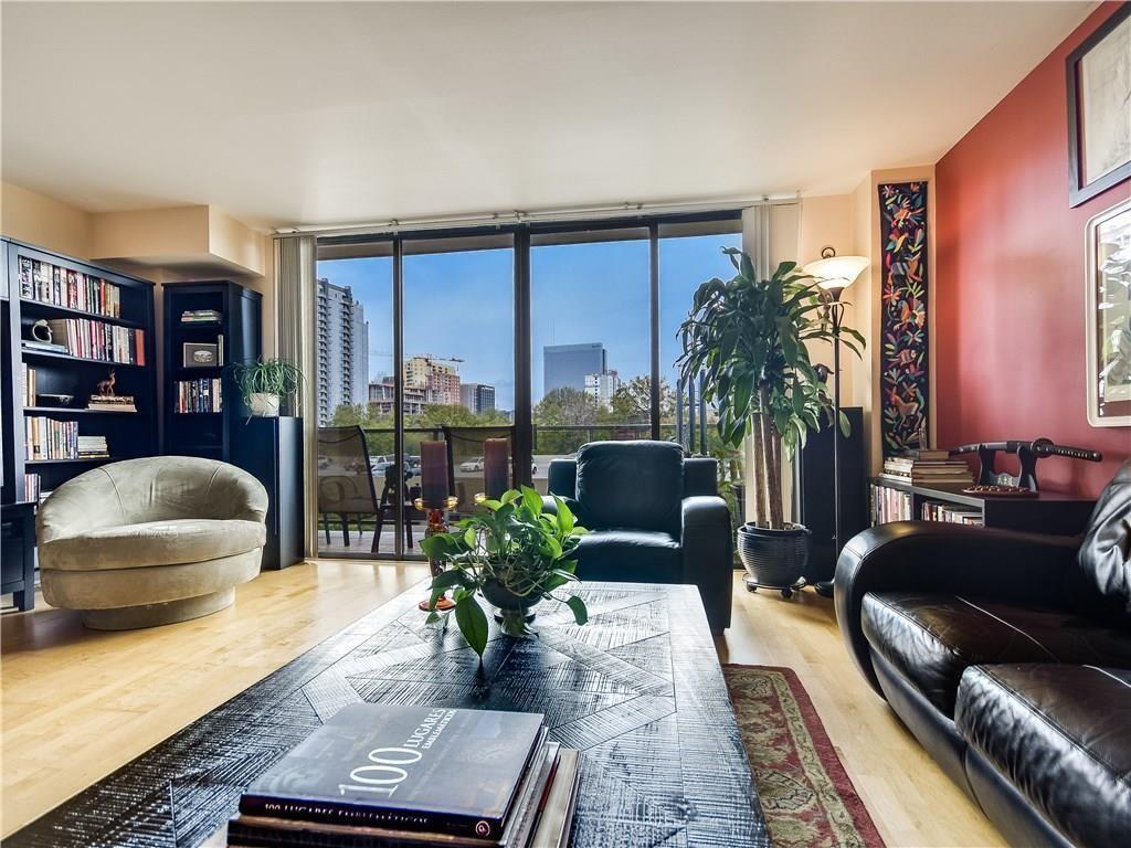 40 N Interstate 35 # 4C2, Austin, TX 78701