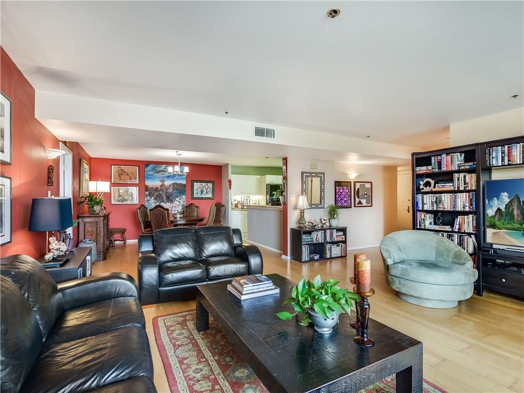 40 N Interstate 35 # 4C2, Austin, TX 78701