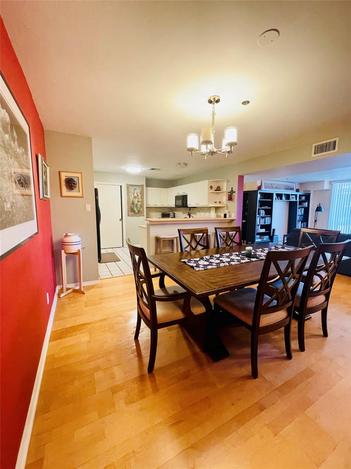 40 N Interstate 35 # 4C2, Austin, TX 78701