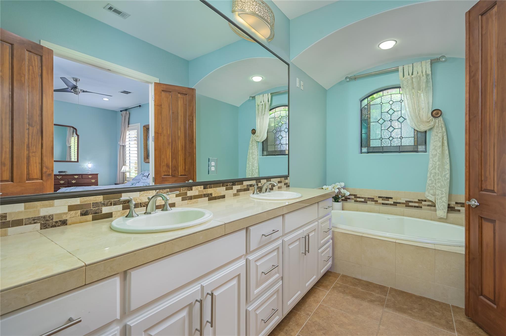 22 Borello Dr, Austin, TX 78738