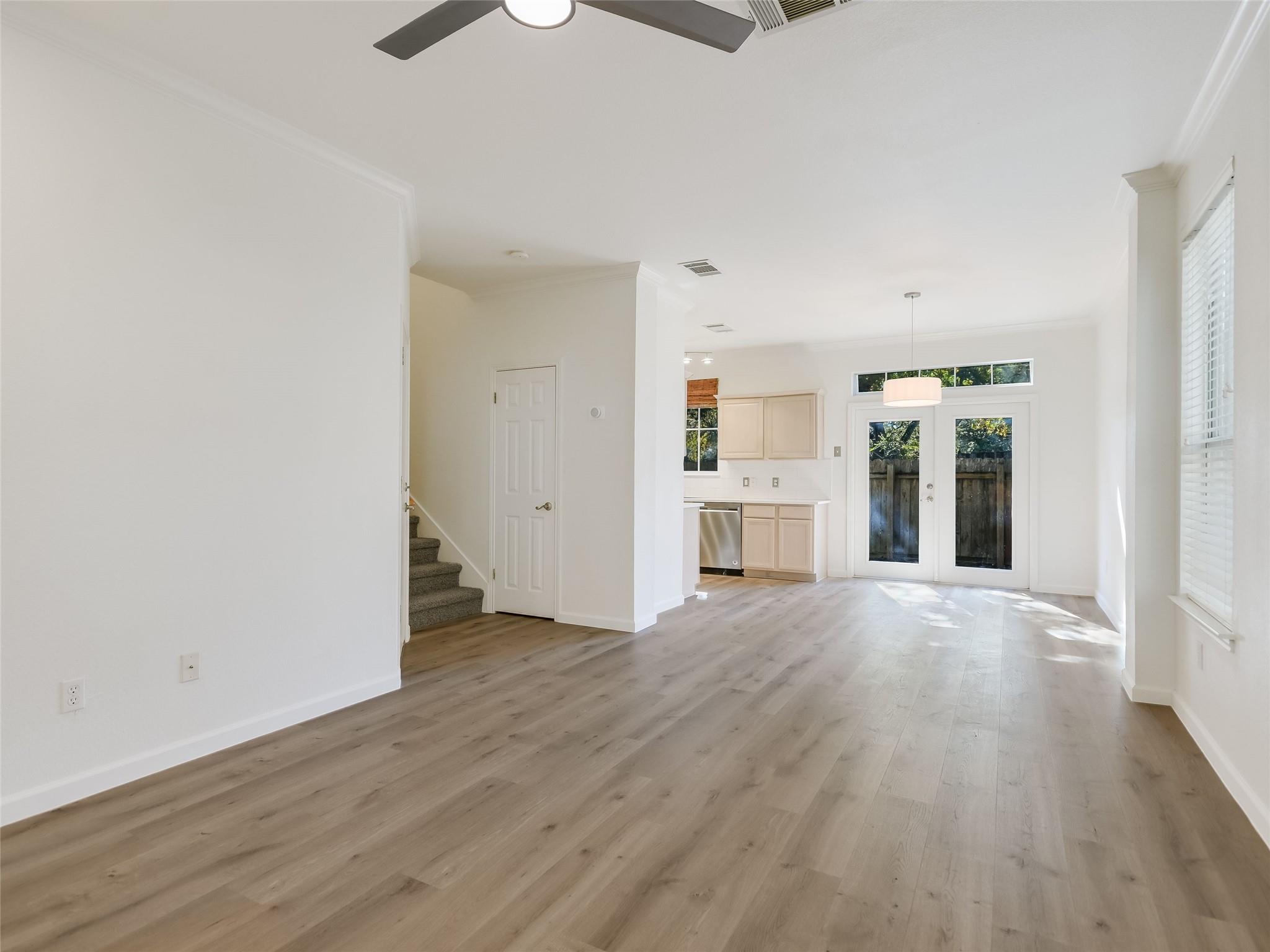 4400 Switch Willo Dr # 21, Austin, TX 78727