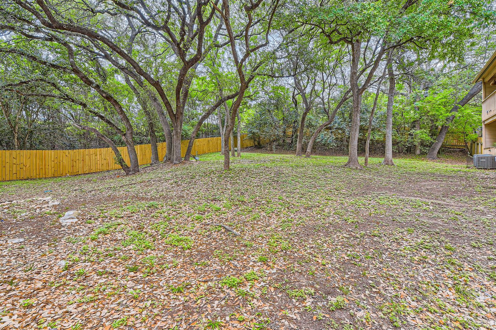9100 Mountain Ridge Dr # 106, Austin, TX 78759