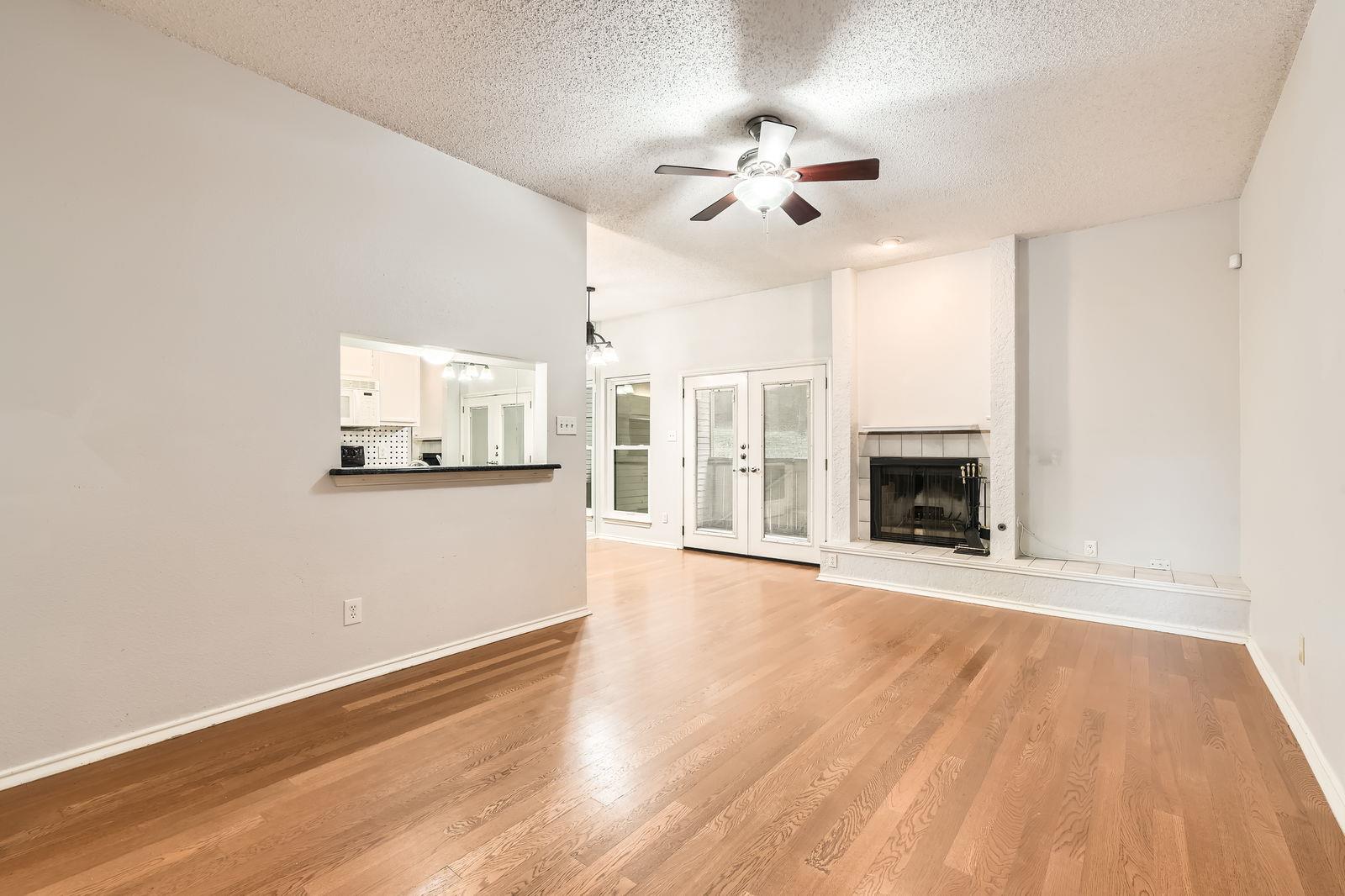 9100 Mountain Ridge Dr # 106, Austin, TX 78759
