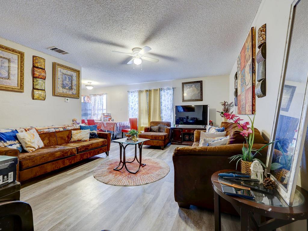 8307 Garcreek Cir, Austin, TX 78724