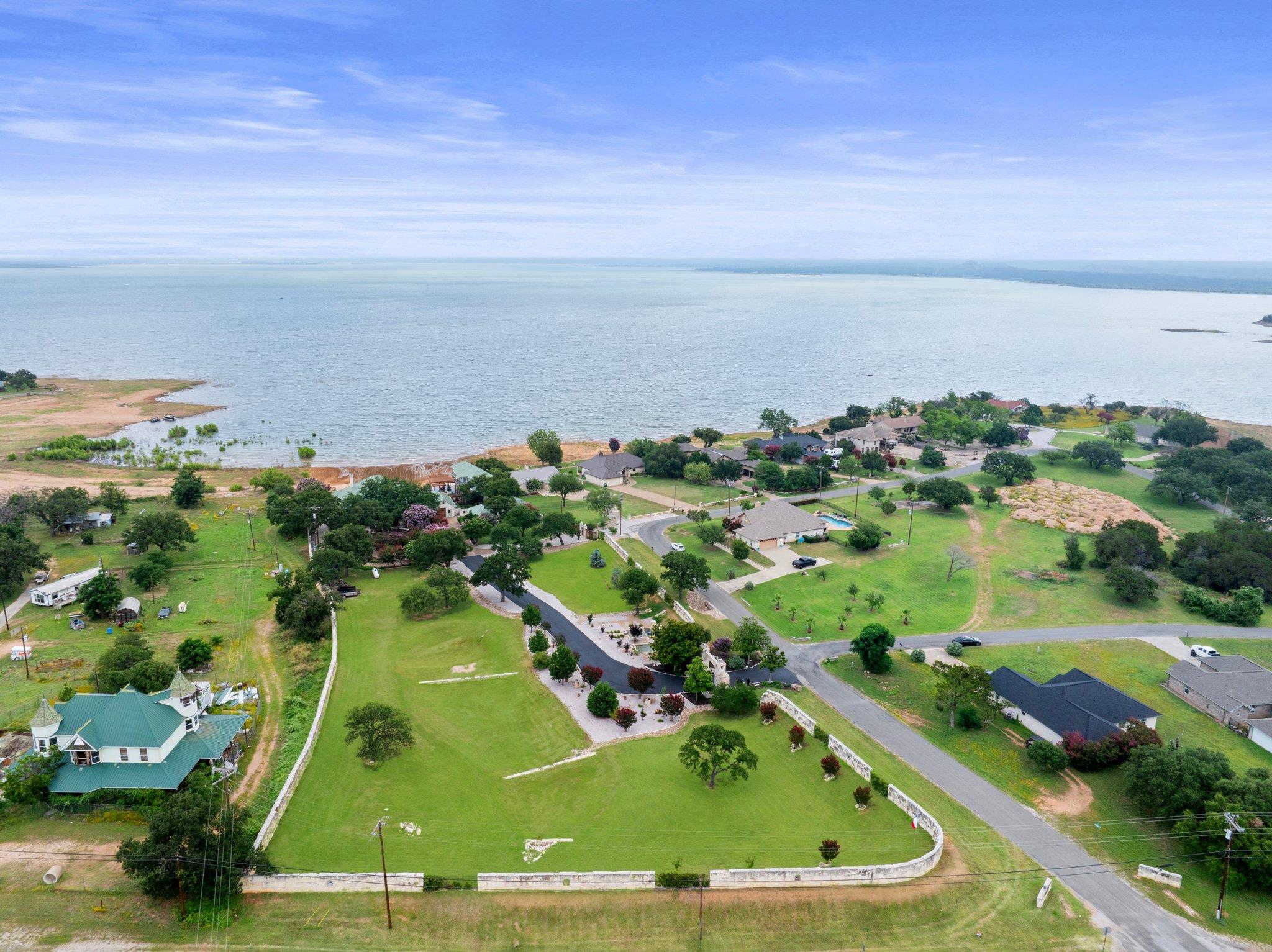 203 Senisa Dr, Buchanan Dam, TX 78657