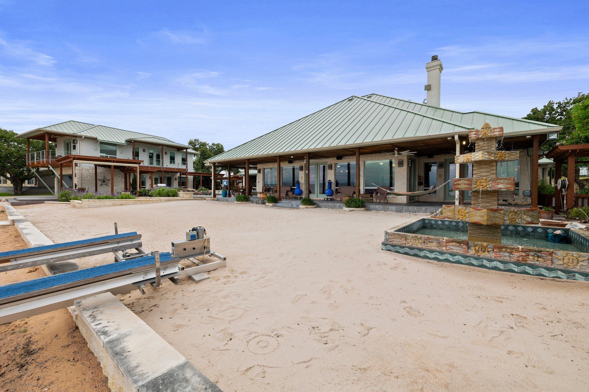 203 Senisa Dr, Buchanan Dam, TX 78657