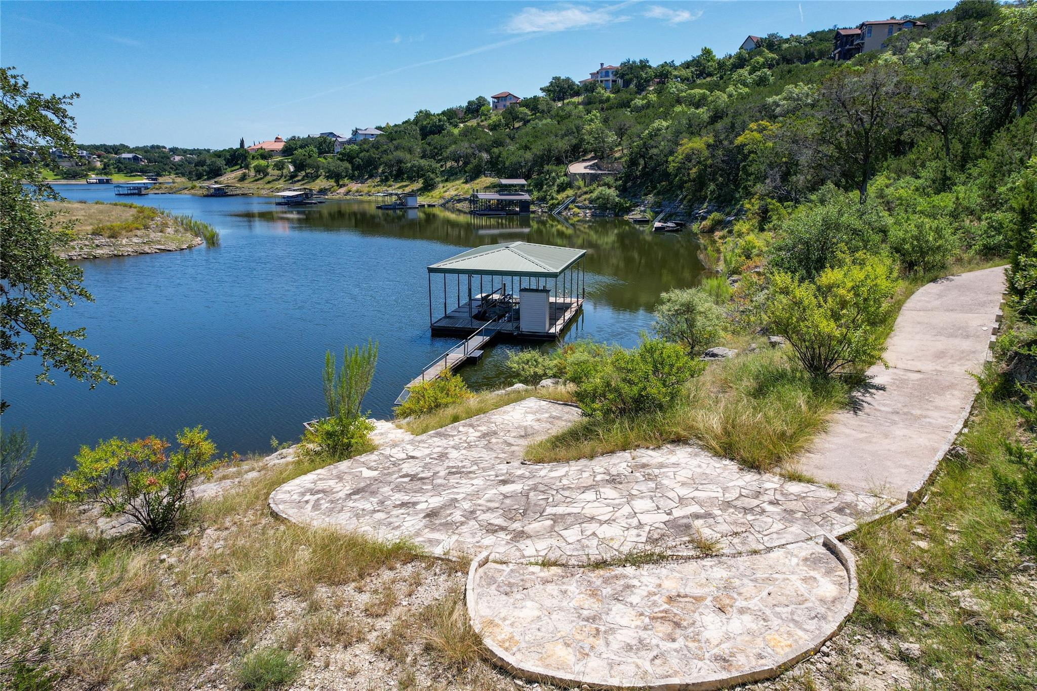 601 S Angel Light Dr, Spicewood, TX 78669