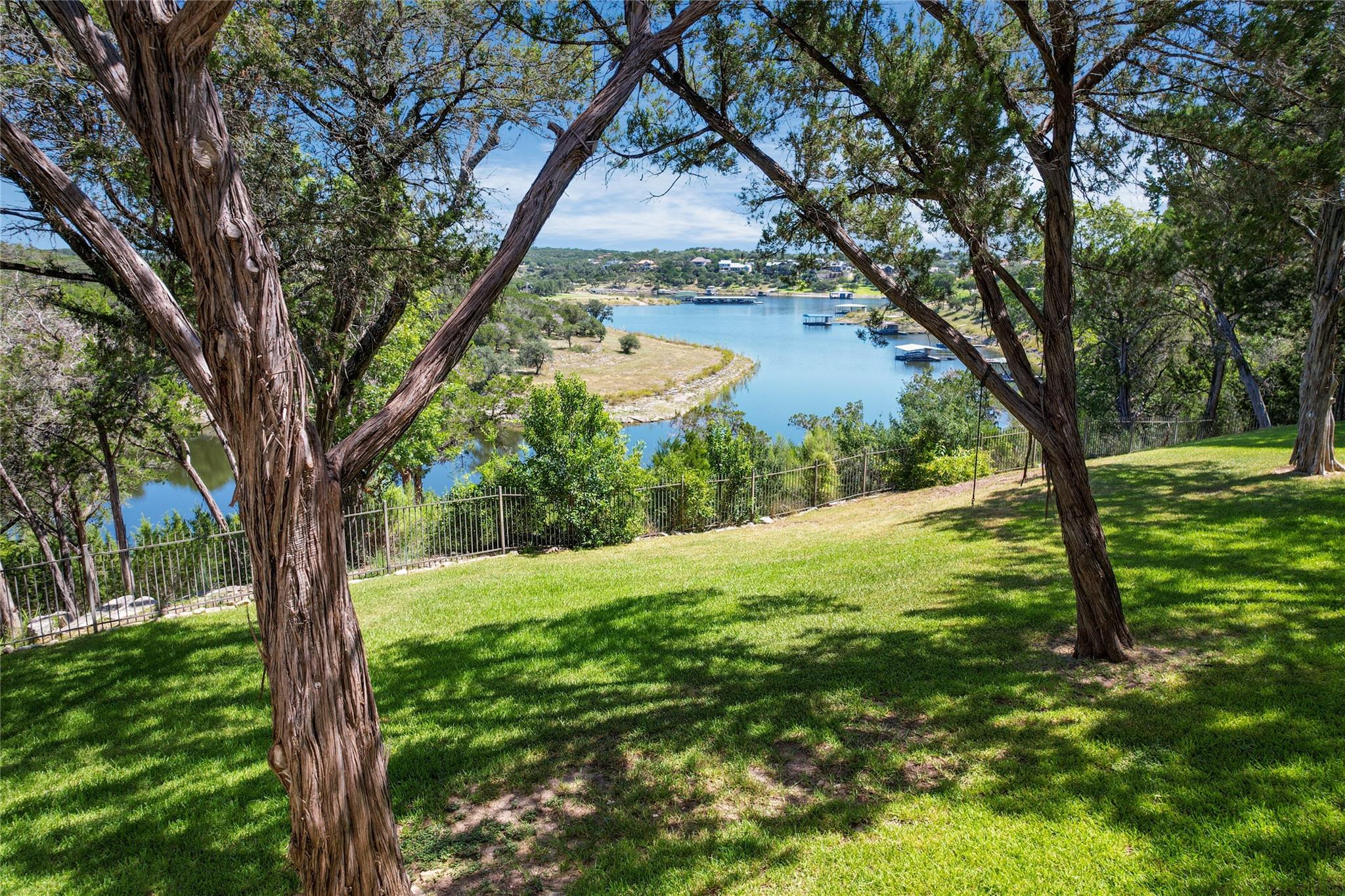 601 S Angel Light Dr, Spicewood, TX 78669