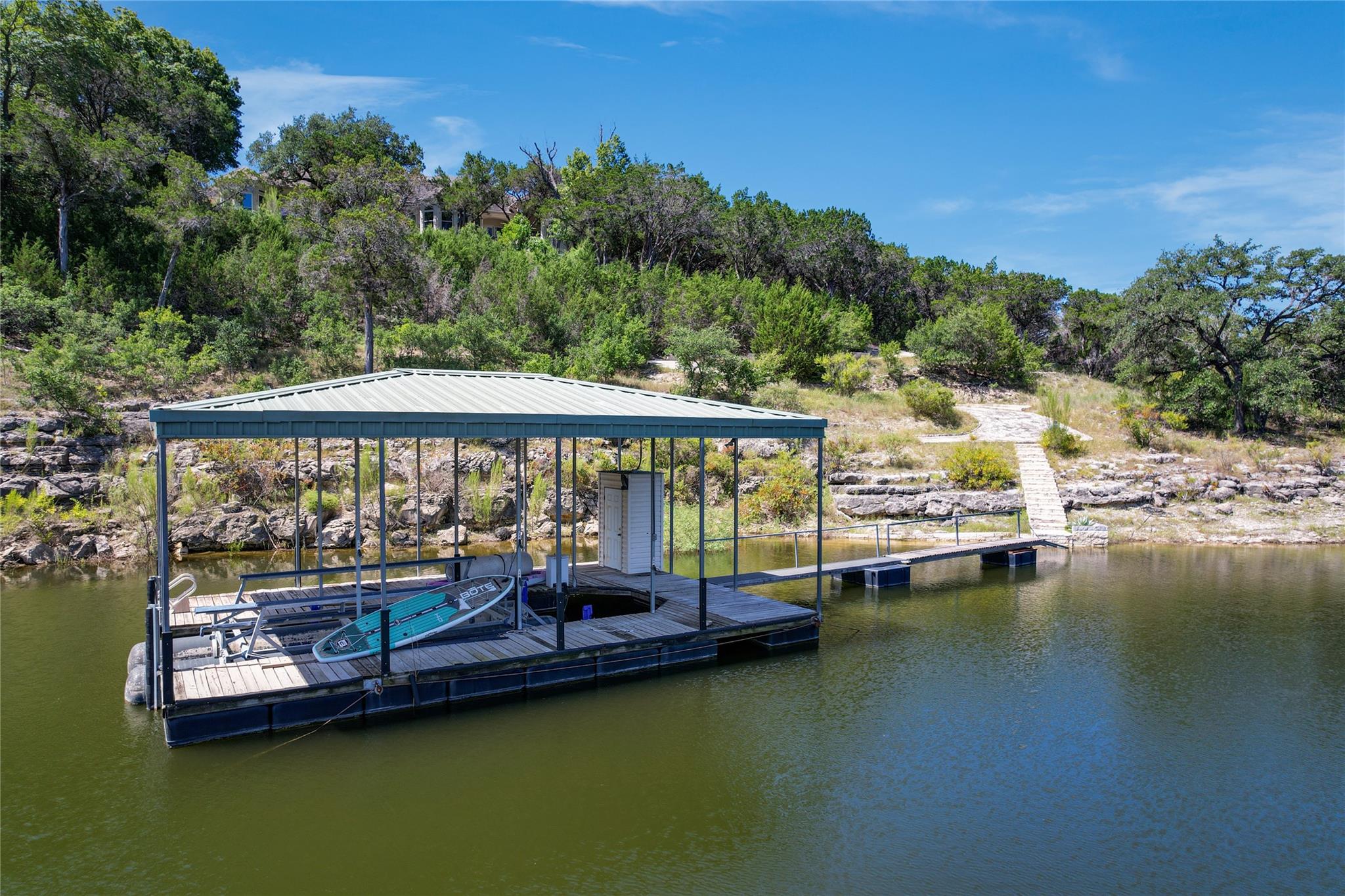 601 S Angel Light Dr, Spicewood, TX 78669