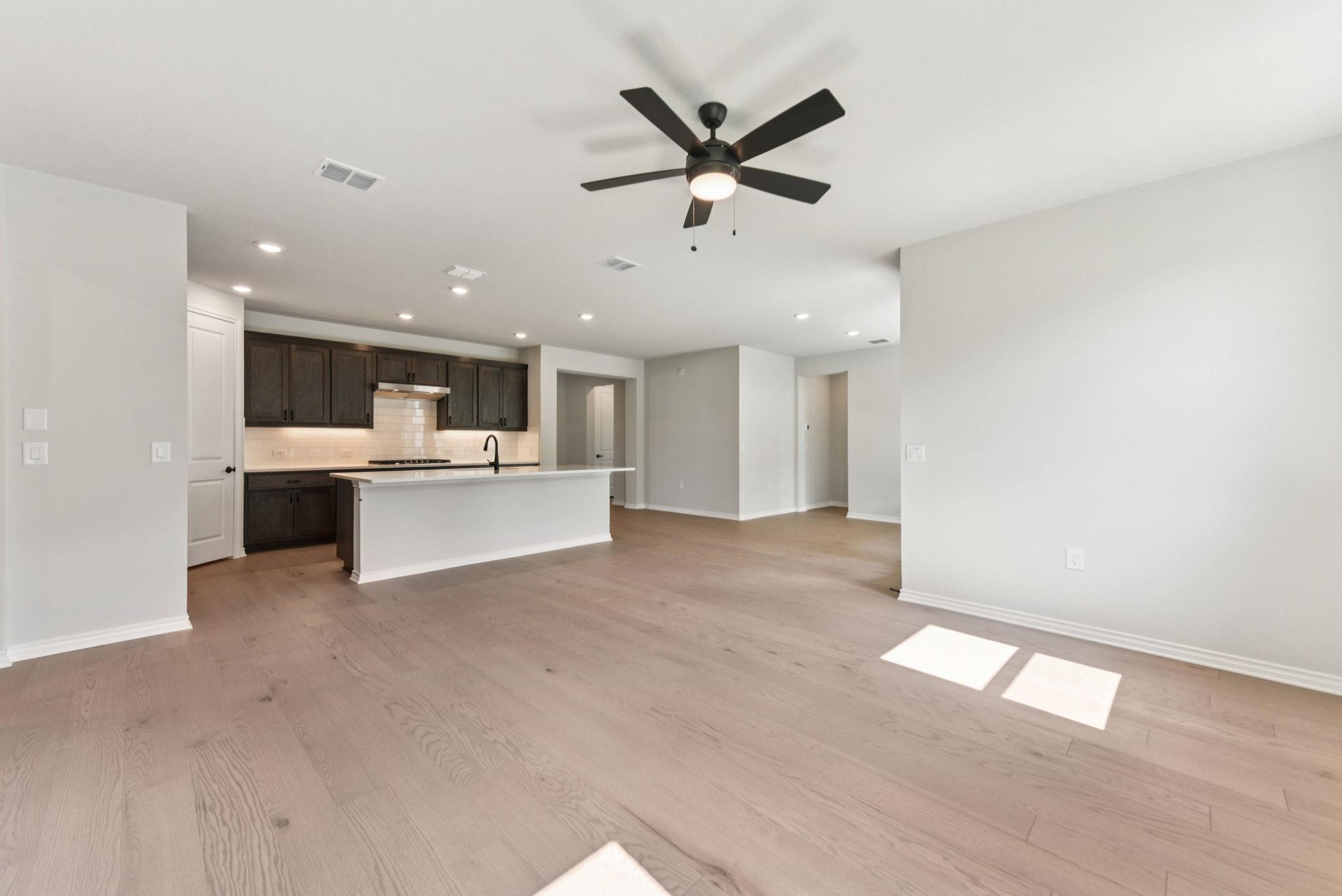 127 Antoinette Way, San Marcos, TX 78666