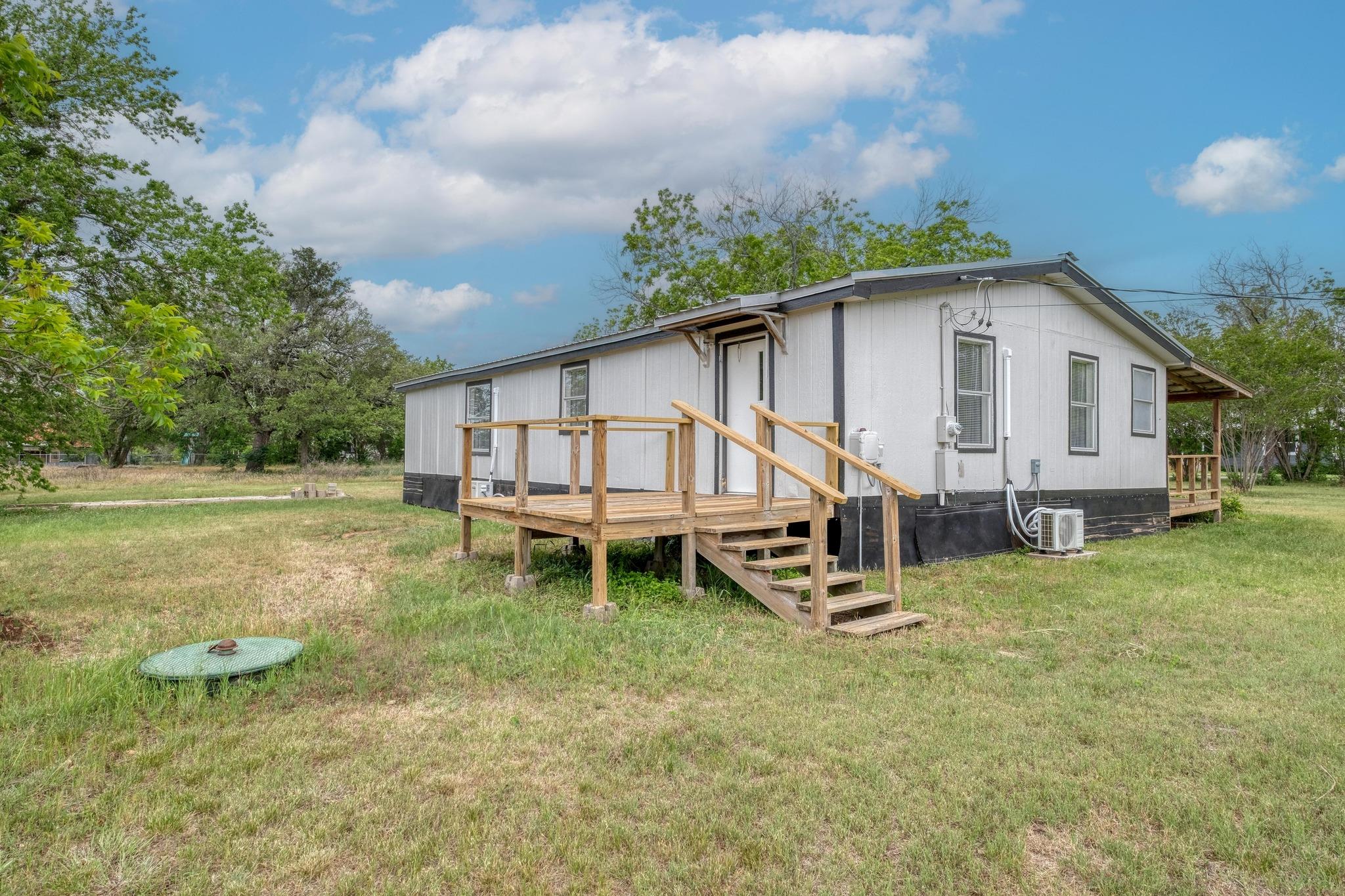 209 Fallwell St, Liberty Hill, TX 78642