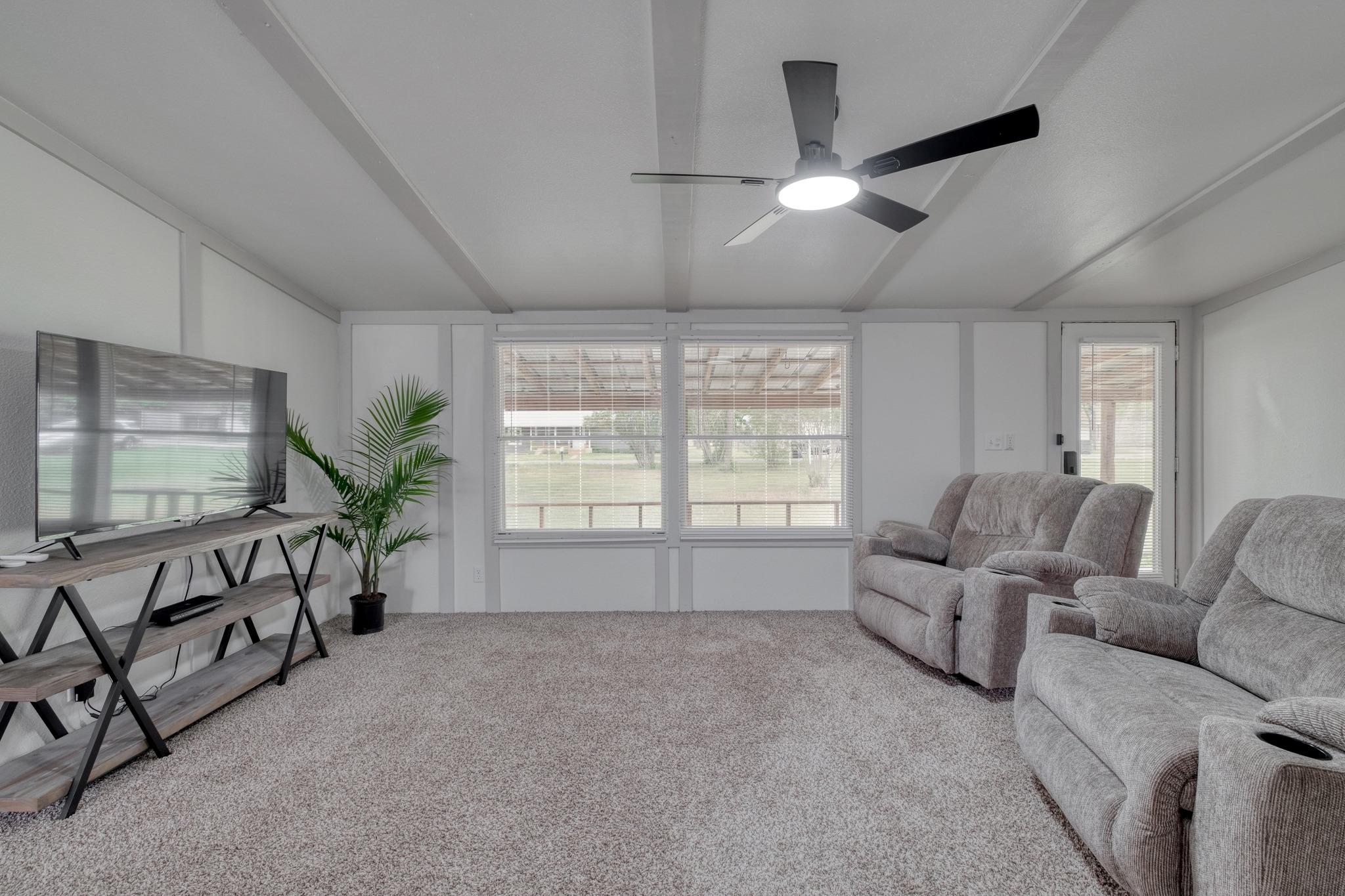 209 Fallwell St, Liberty Hill, TX 78642