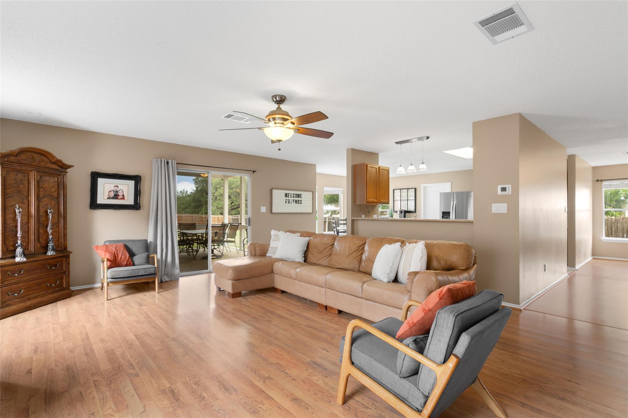 2105 Zeppelin Dr, Cedar Park, TX 78613