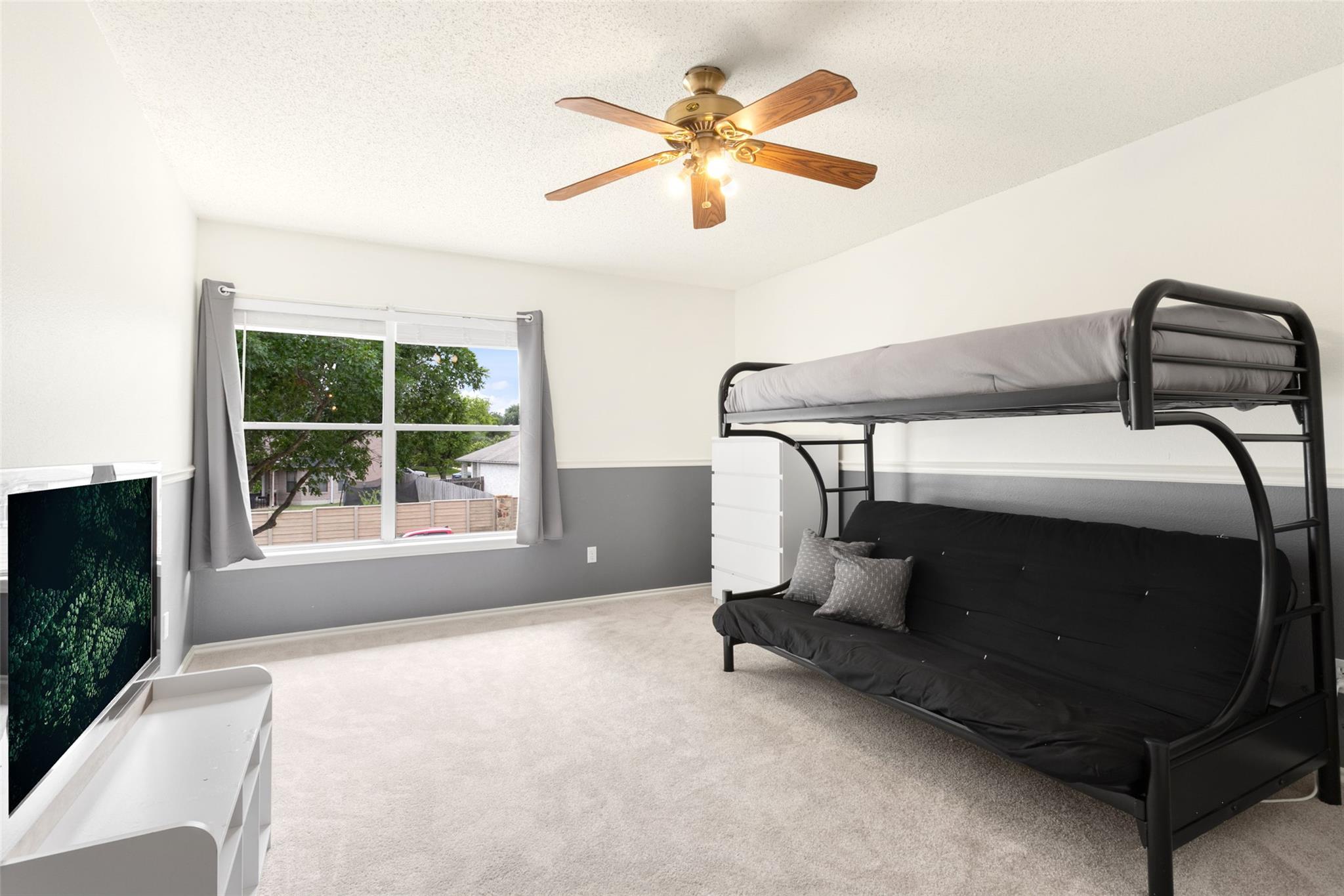 2105 Zeppelin Dr, Cedar Park, TX 78613