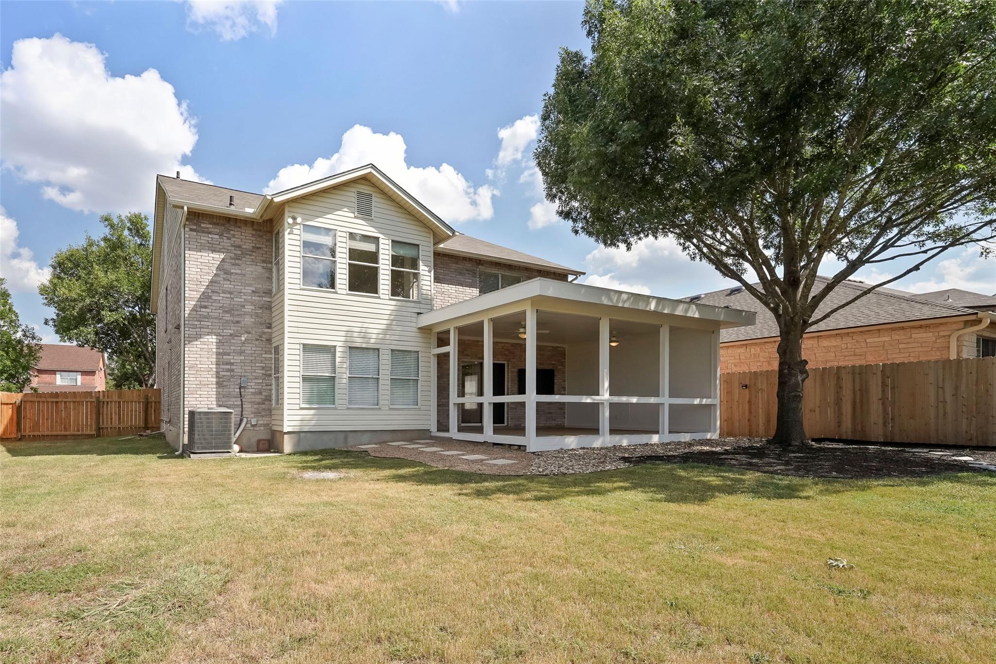2105 Zeppelin Dr, Cedar Park, TX 78613