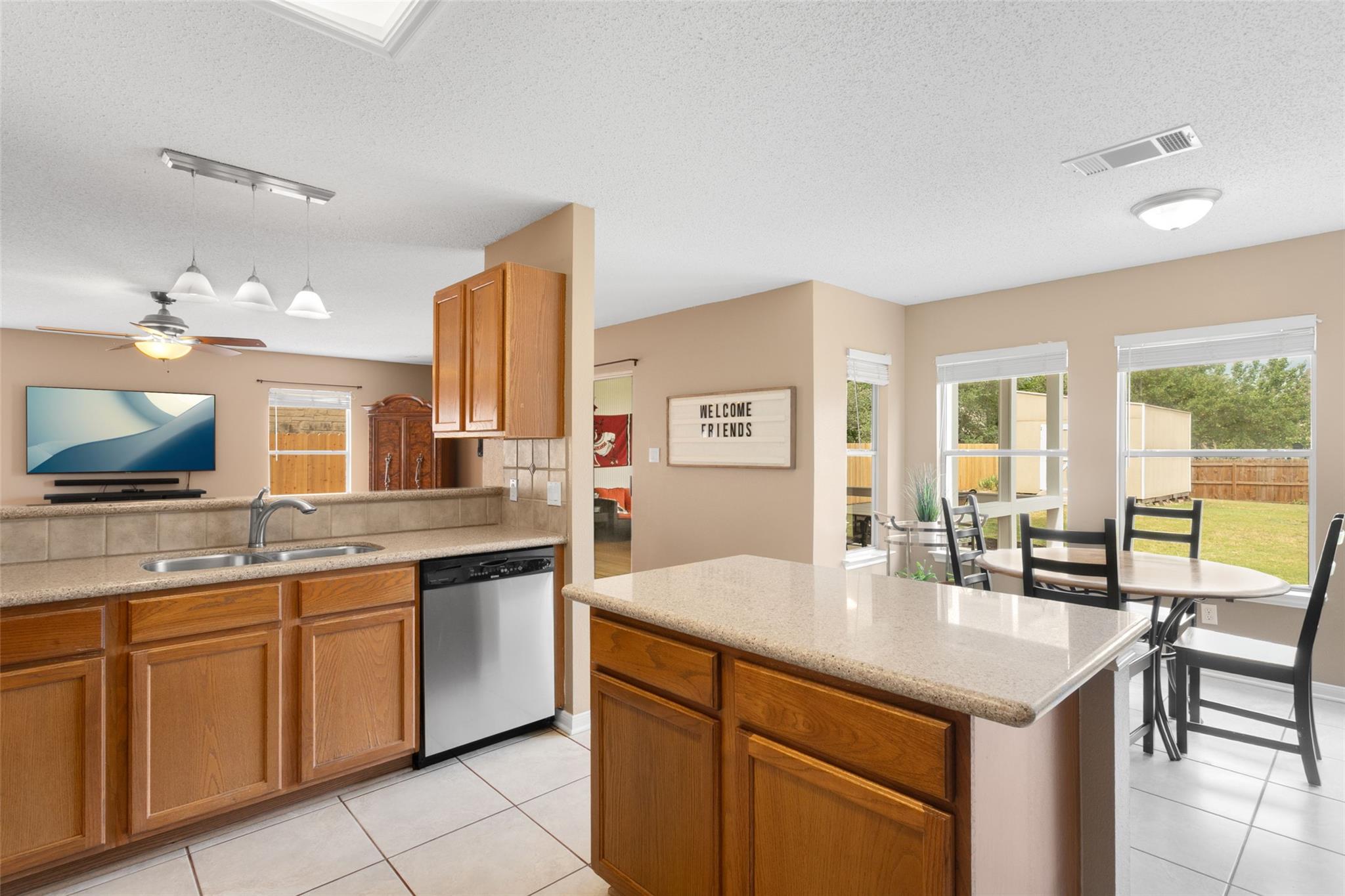 2105 Zeppelin Dr, Cedar Park, TX 78613