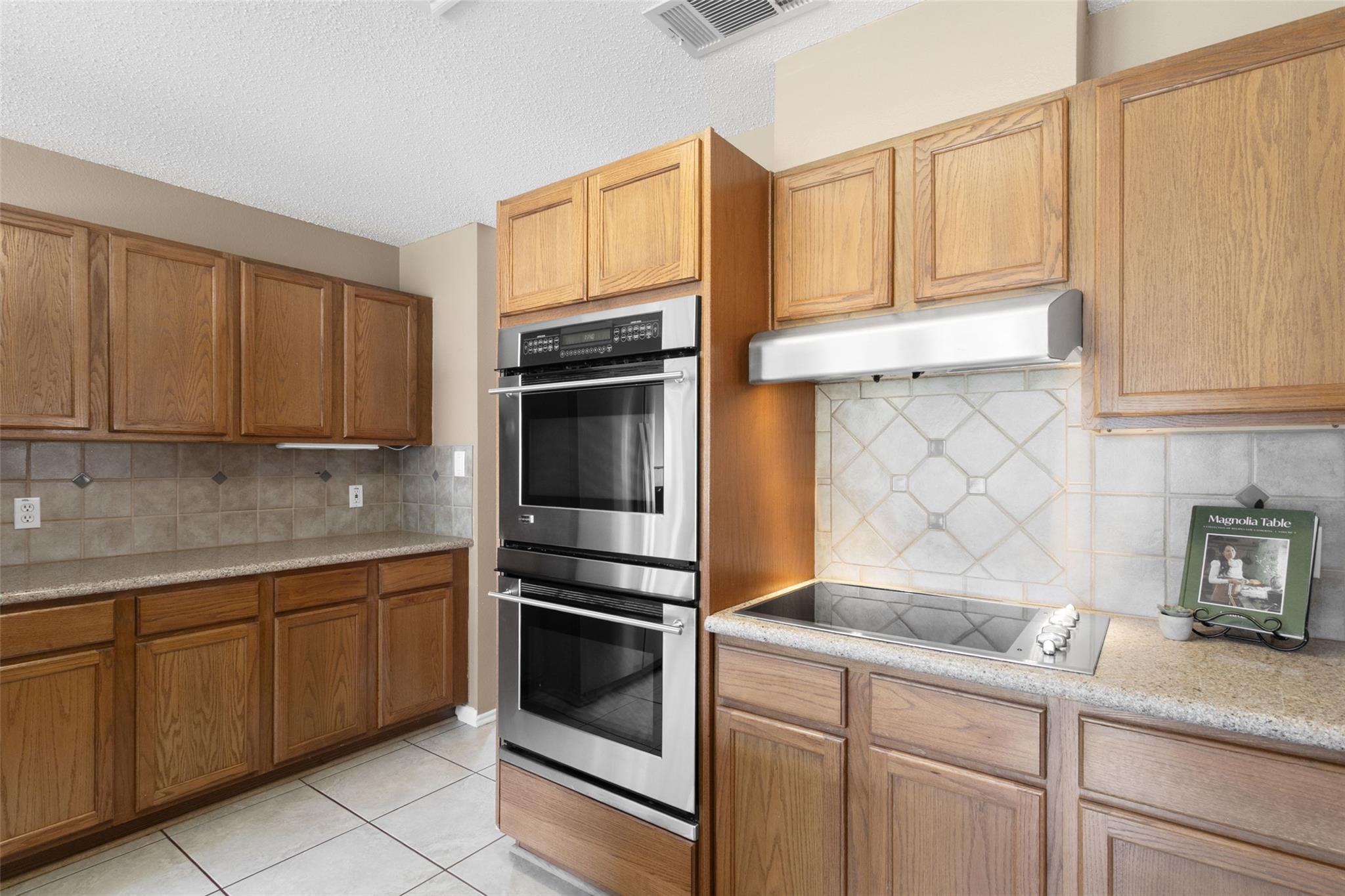 2105 Zeppelin Dr, Cedar Park, TX 78613