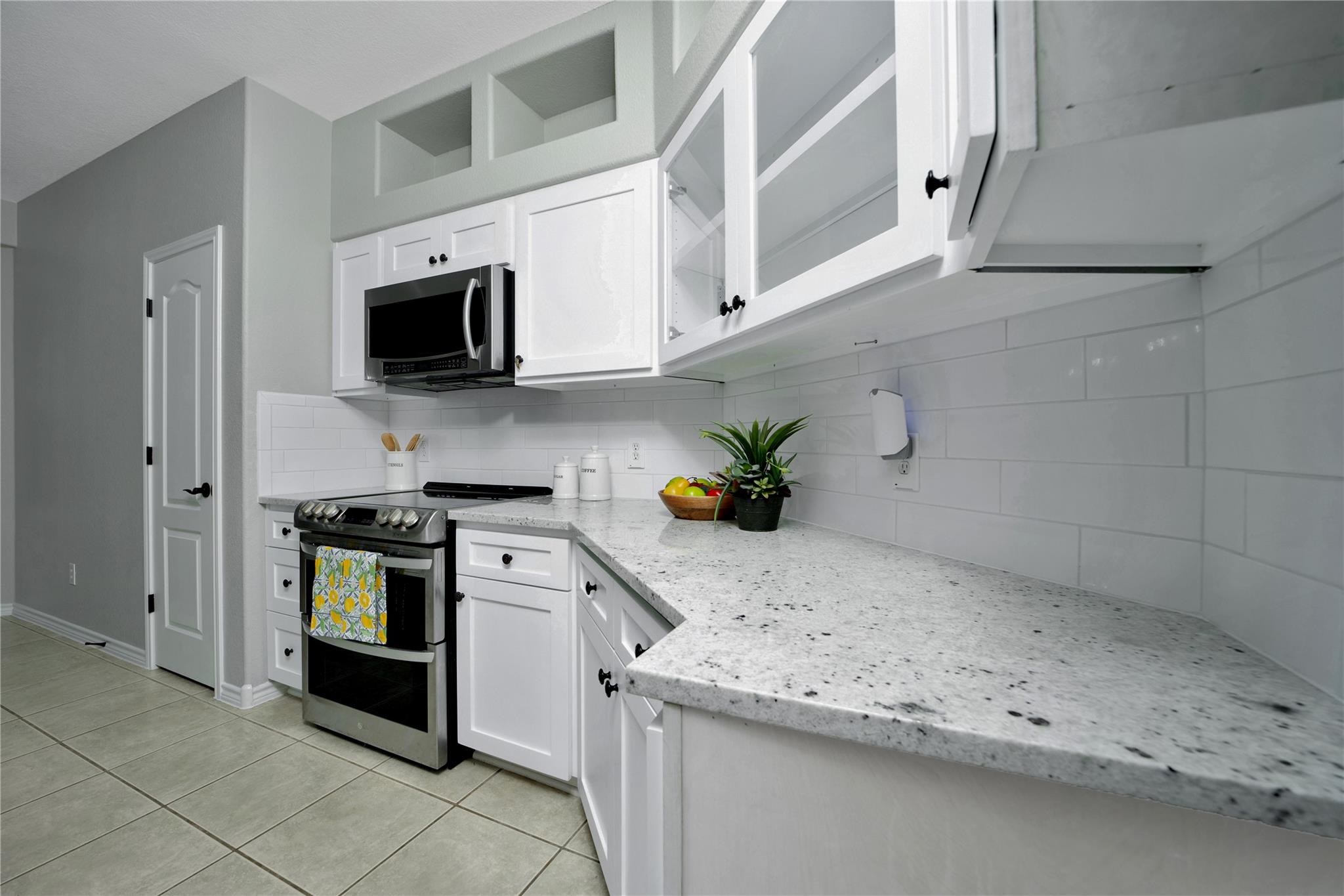 103 Sierra Ridge Dr, San Marcos, TX 78666