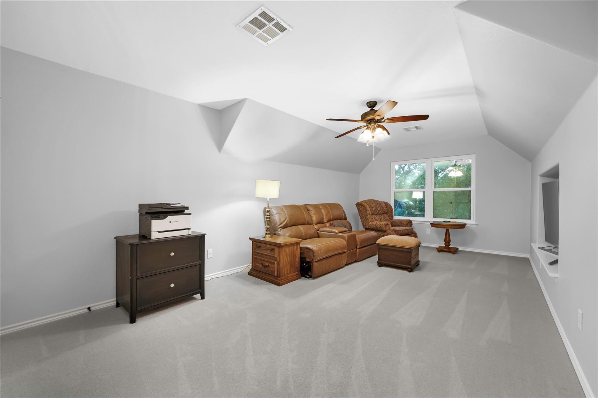 103 Sierra Ridge Dr, San Marcos, TX 78666