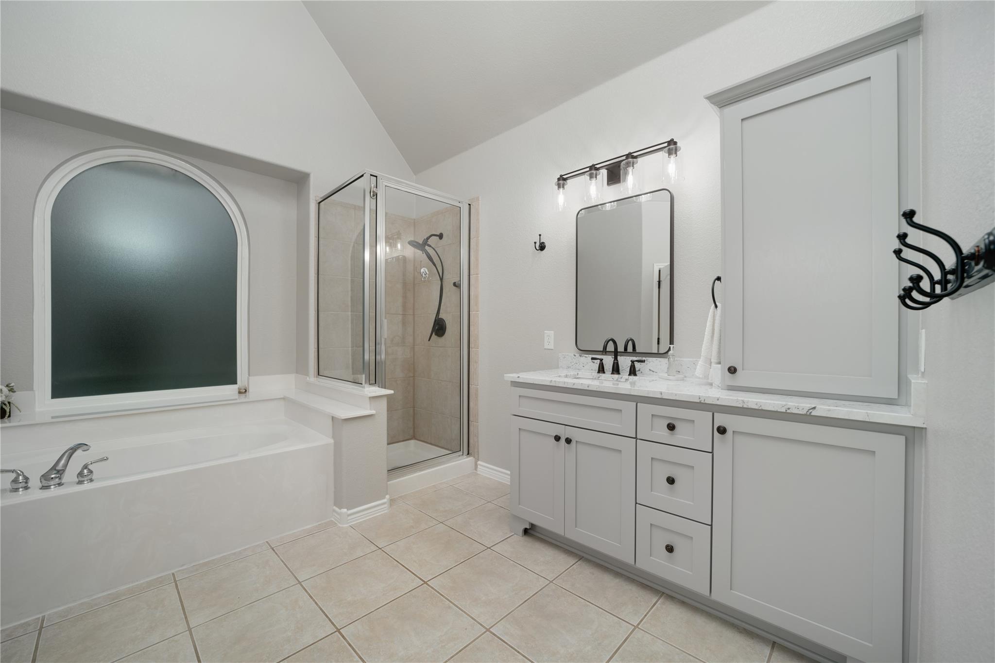 103 Sierra Ridge Dr, San Marcos, TX 78666