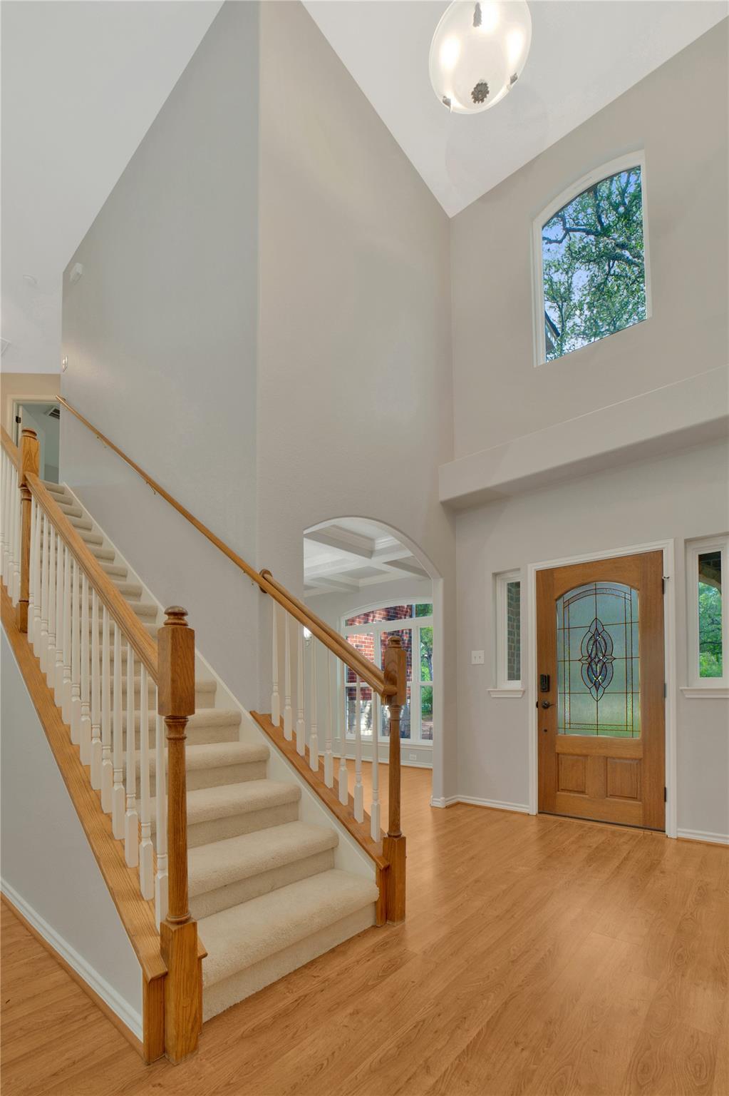 103 Sierra Ridge Dr, San Marcos, TX 78666