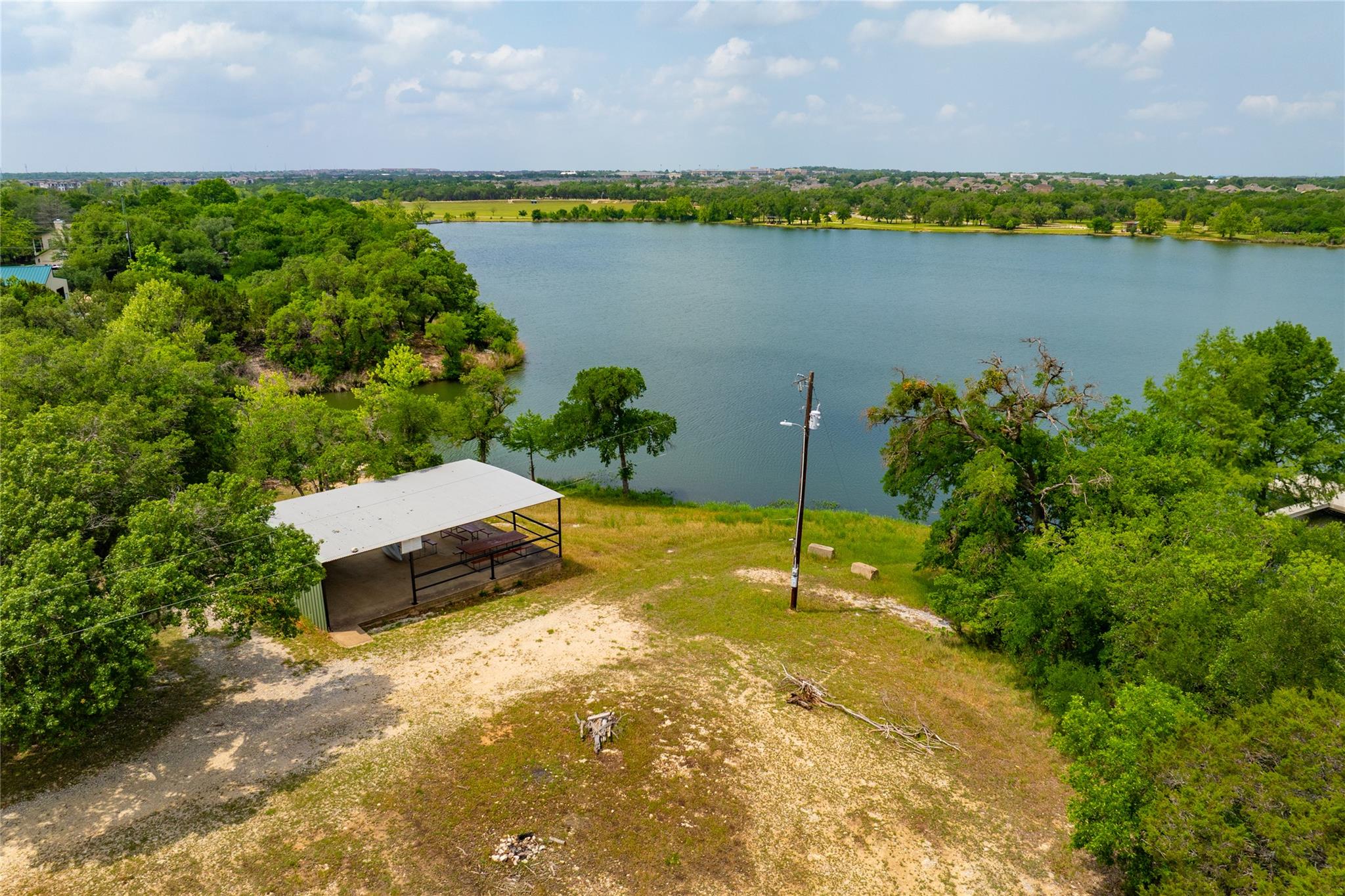 133 Lakewood Trl, Leander, TX 78641