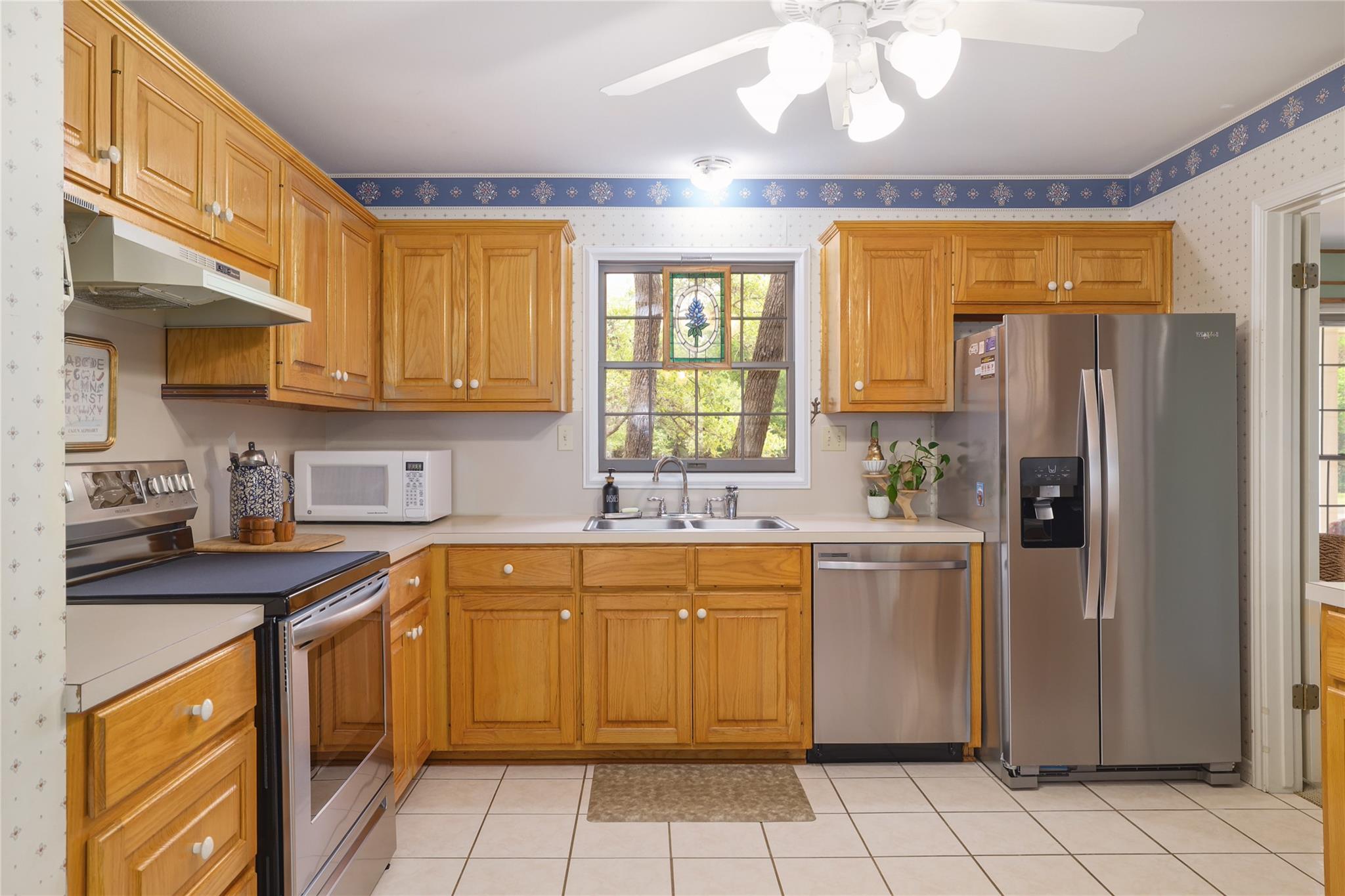 133 Lakewood Trl, Leander, TX 78641