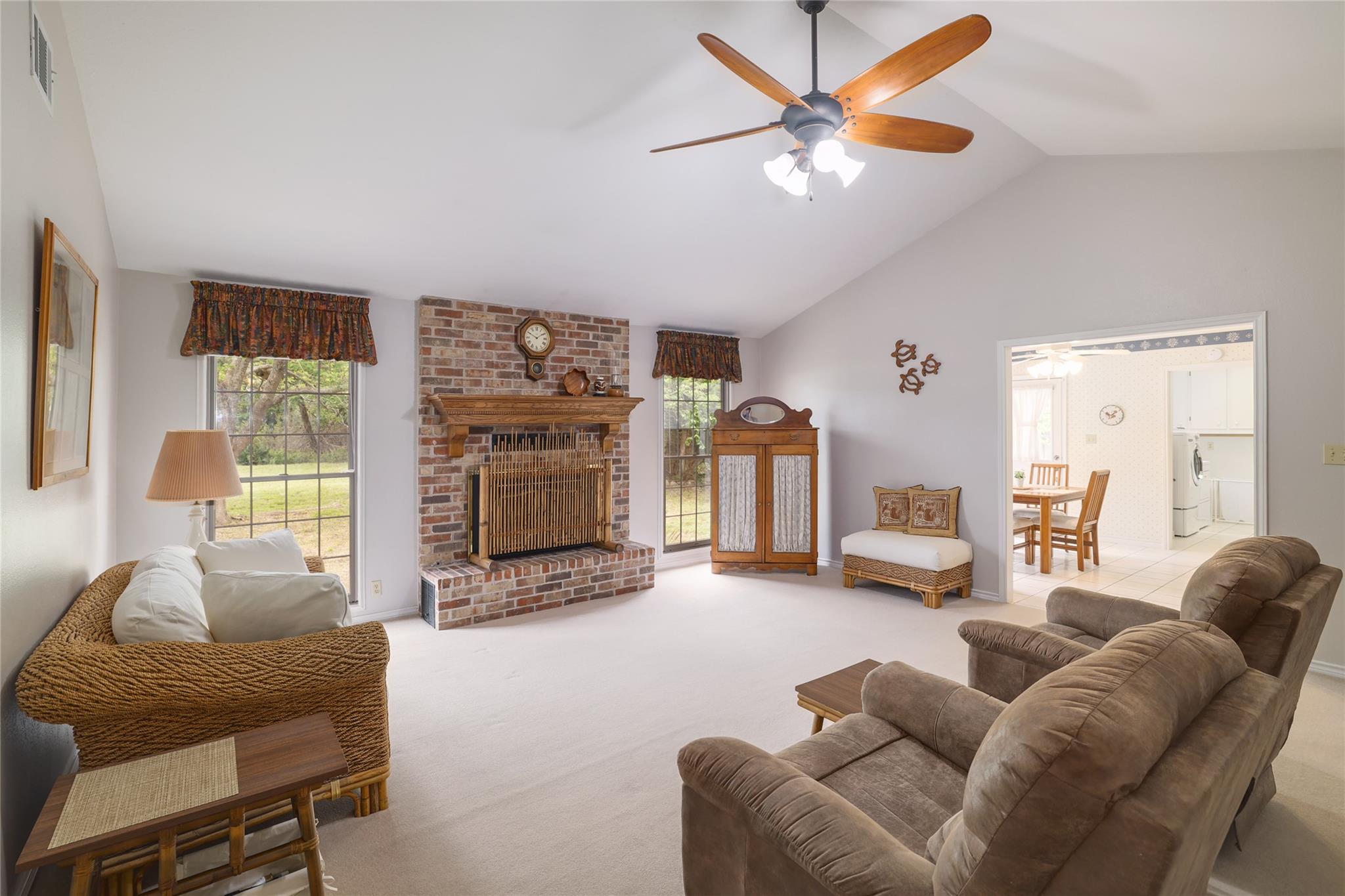 133 Lakewood Trl, Leander, TX 78641