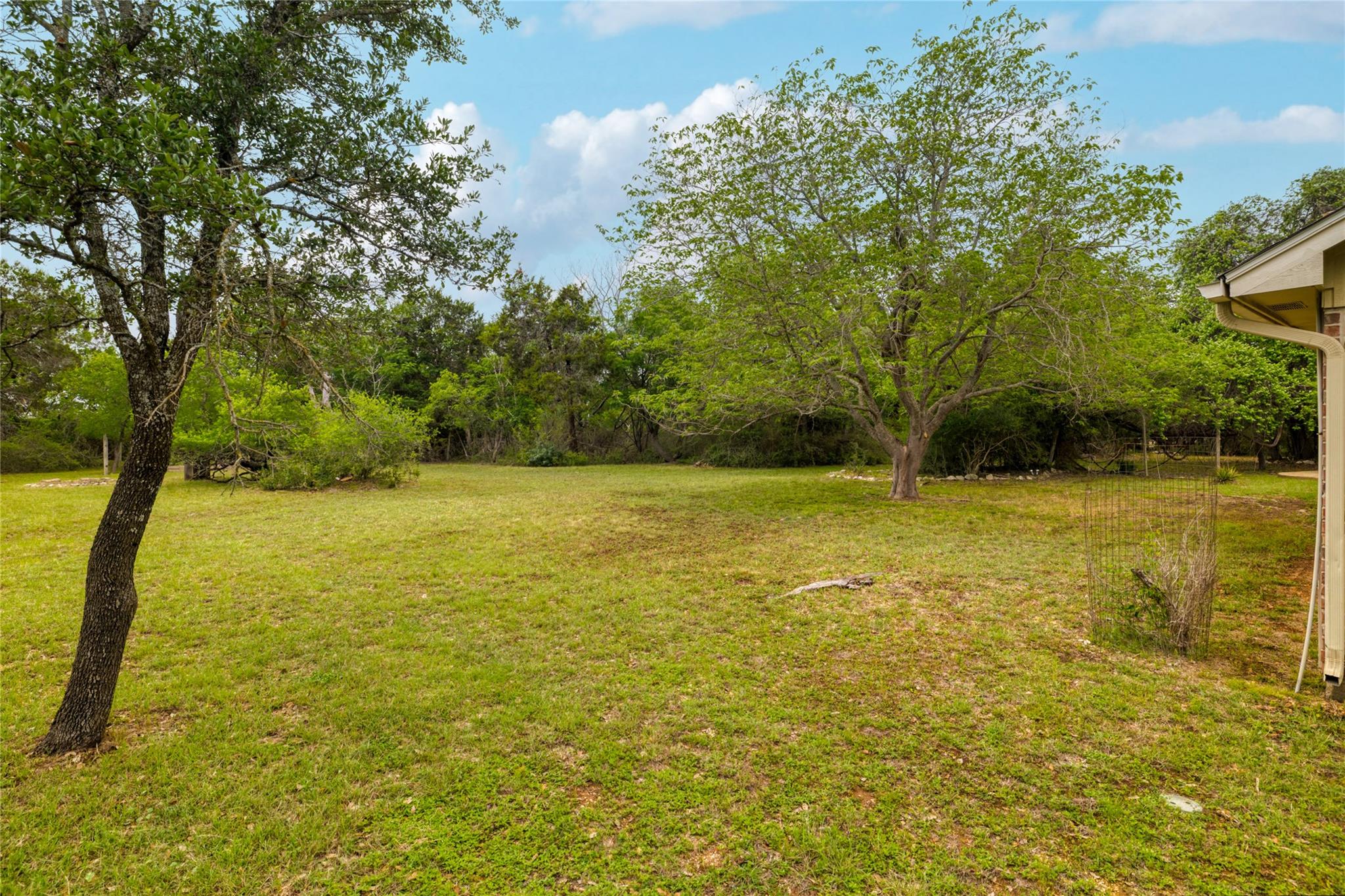 133 Lakewood Trl, Leander, TX 78641