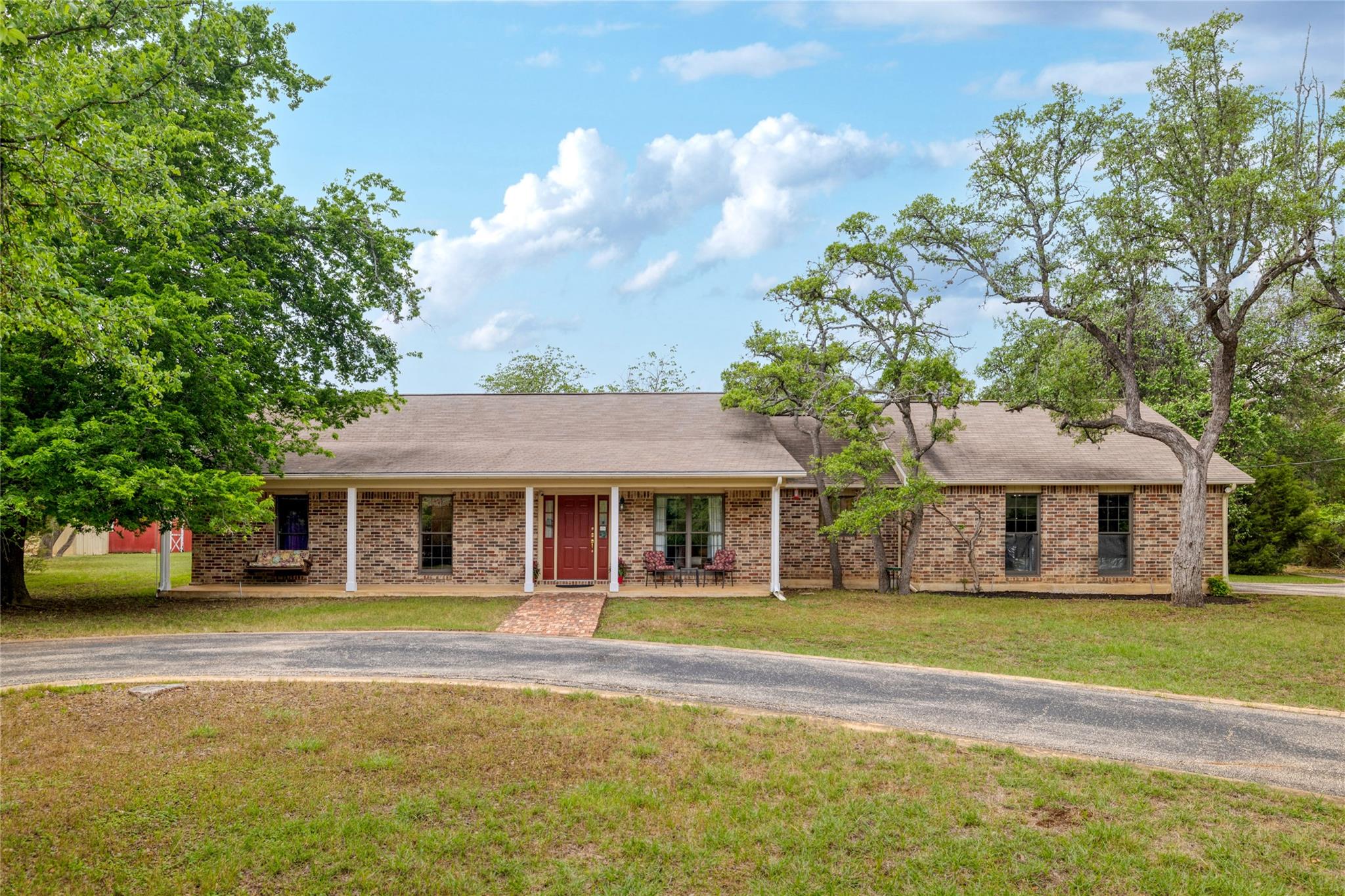 133 Lakewood Trl, Leander, TX 78641