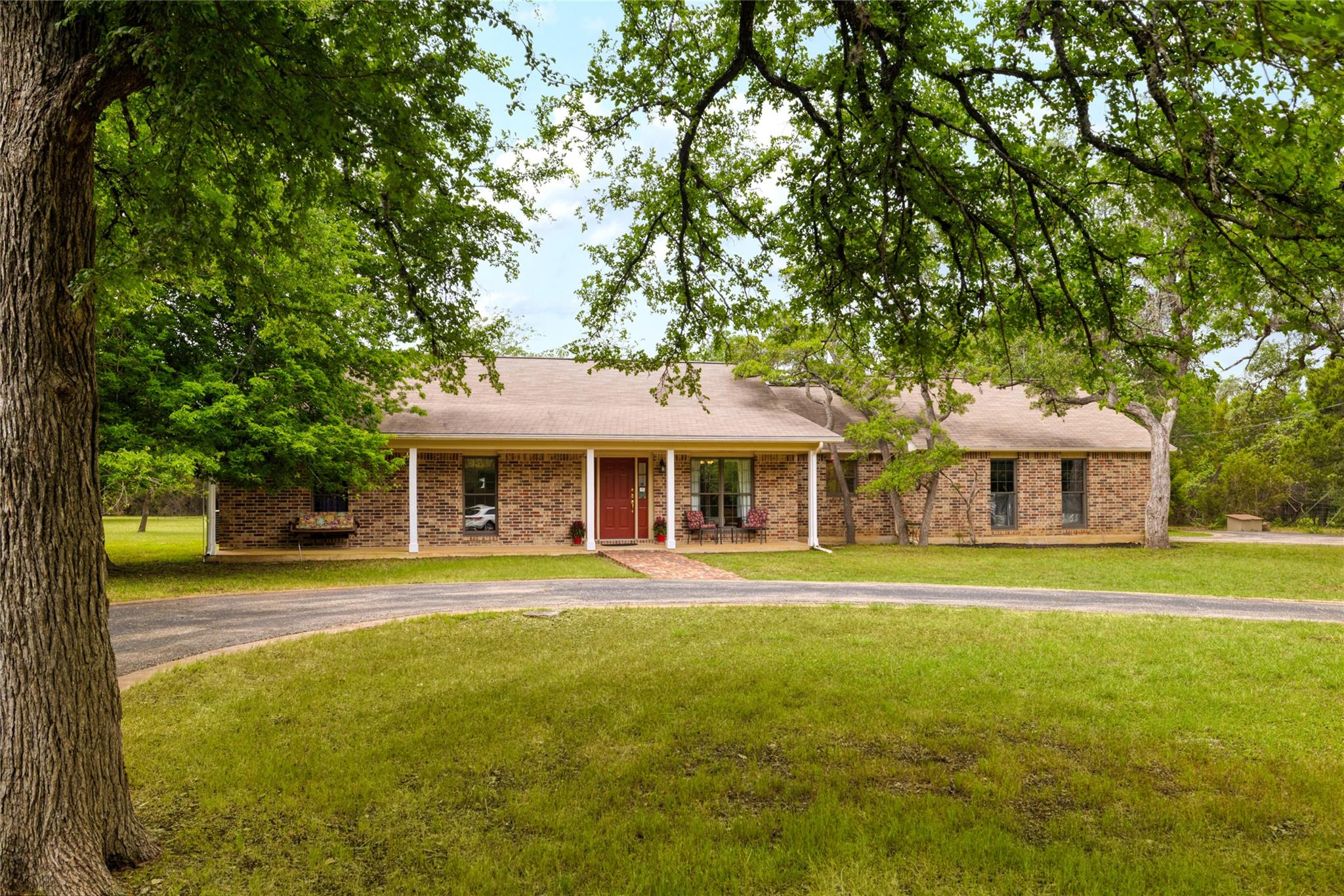 133 Lakewood Trl, Leander, TX 78641