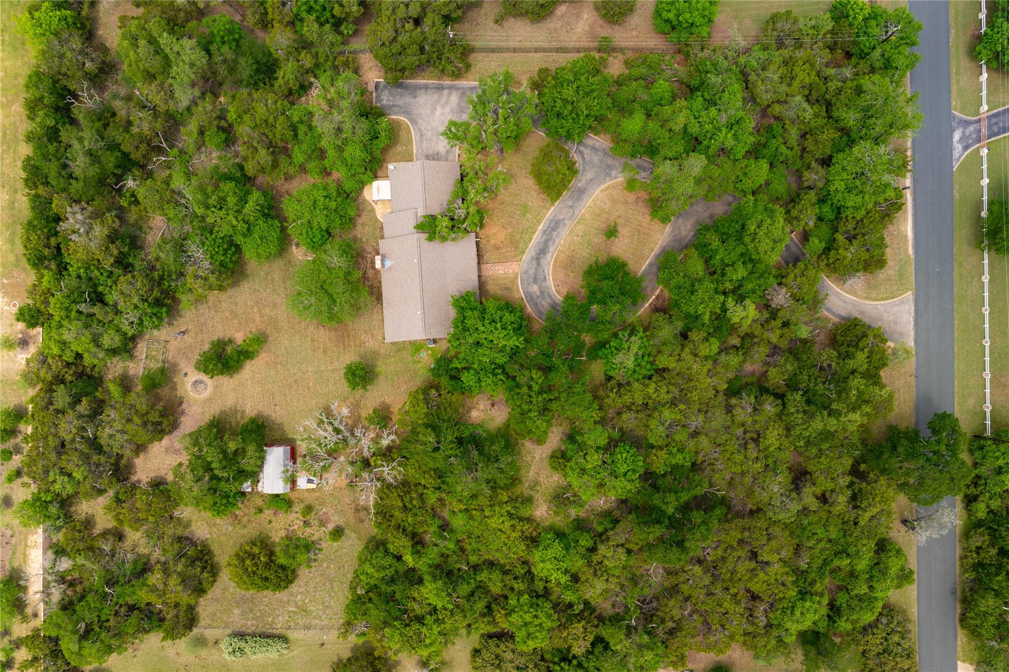 133 Lakewood Trl, Leander, TX 78641