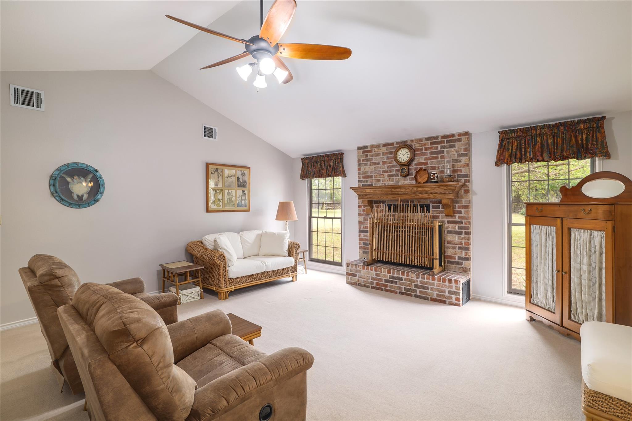 133 Lakewood Trl, Leander, TX 78641