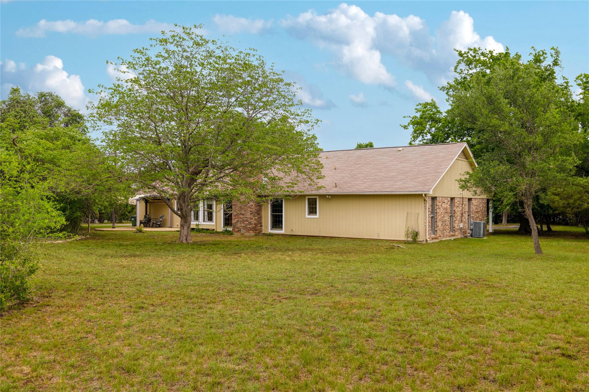 133 Lakewood Trl, Leander, TX 78641