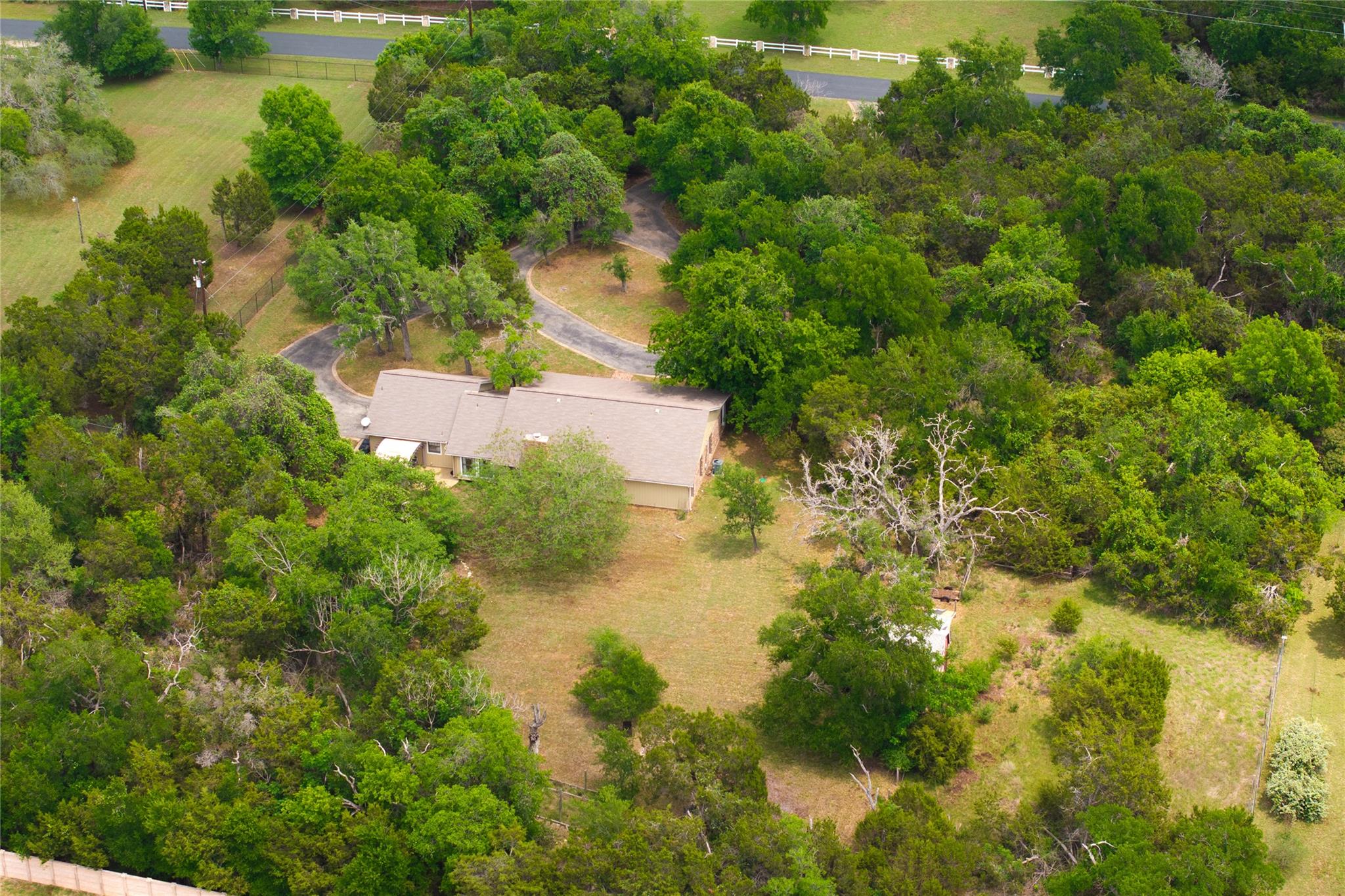 133 Lakewood Trl, Leander, TX 78641