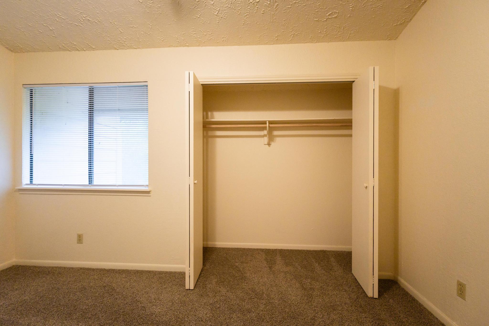 421 W San Antonio St # I3, San Marcos, TX 78666