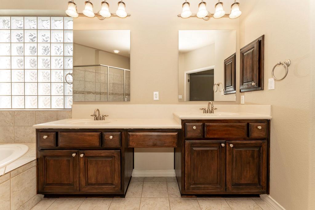 604 Riley Trl, Cedar Park, TX 78613