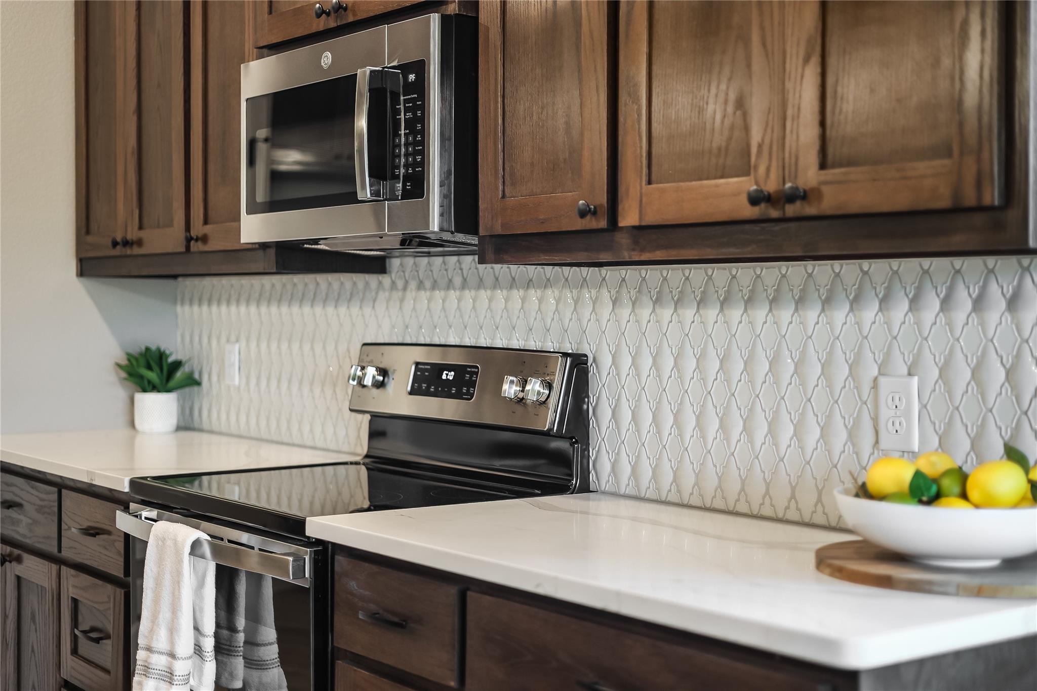 2502 Truman Dr, Lago Vista, TX 78645