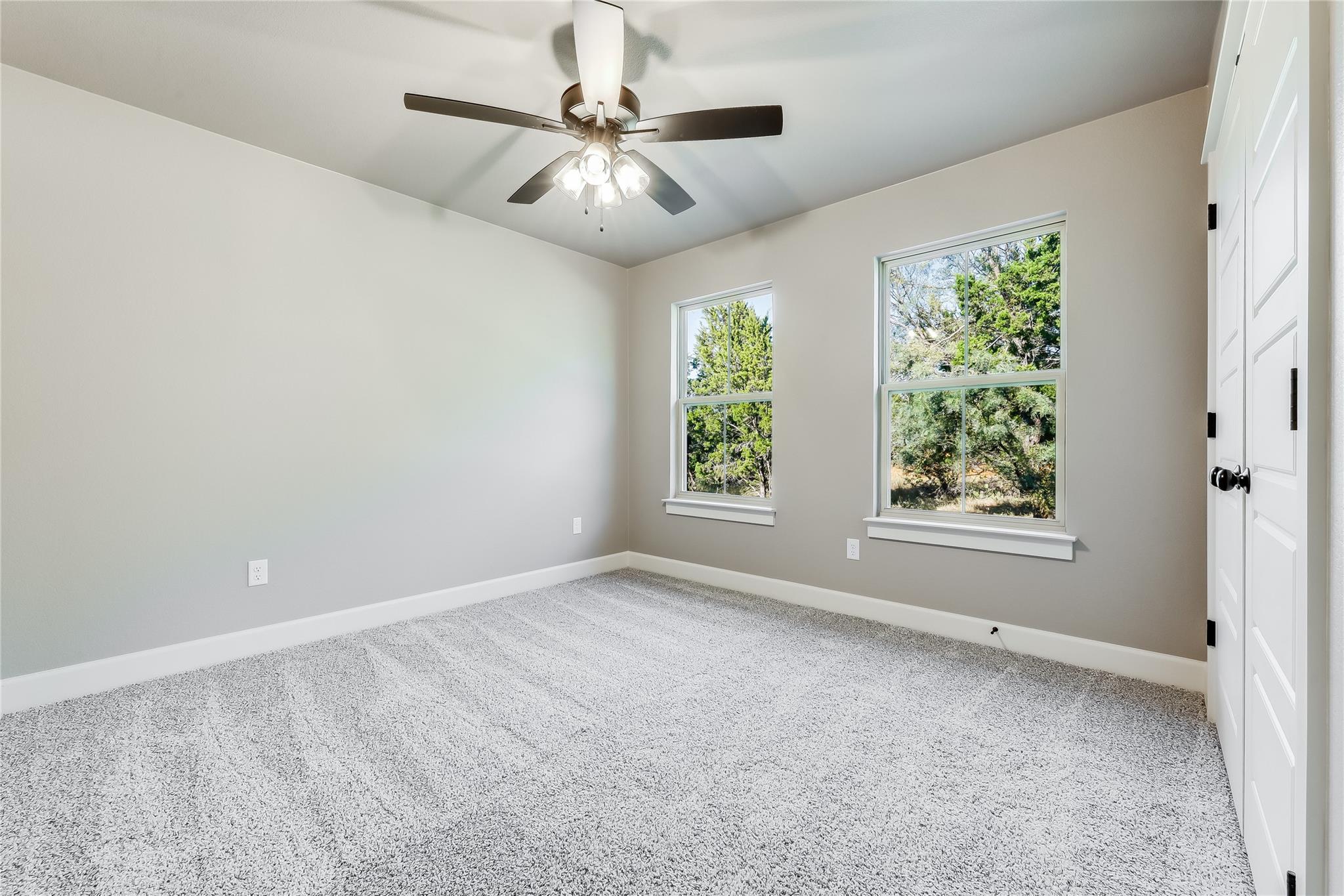 2502 Truman Dr, Lago Vista, TX 78645